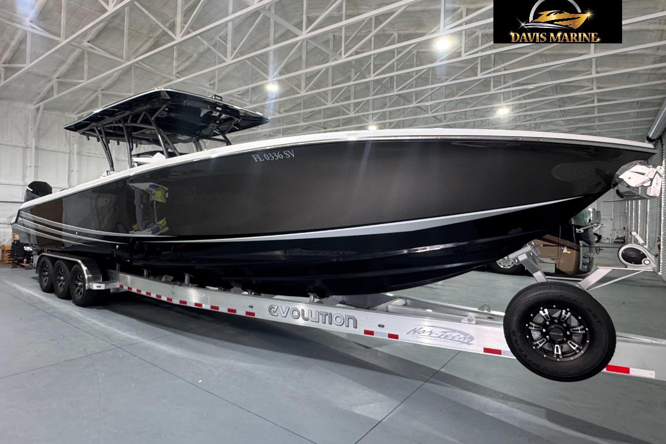 2021 Nor-Tech 390 Sport Center Console