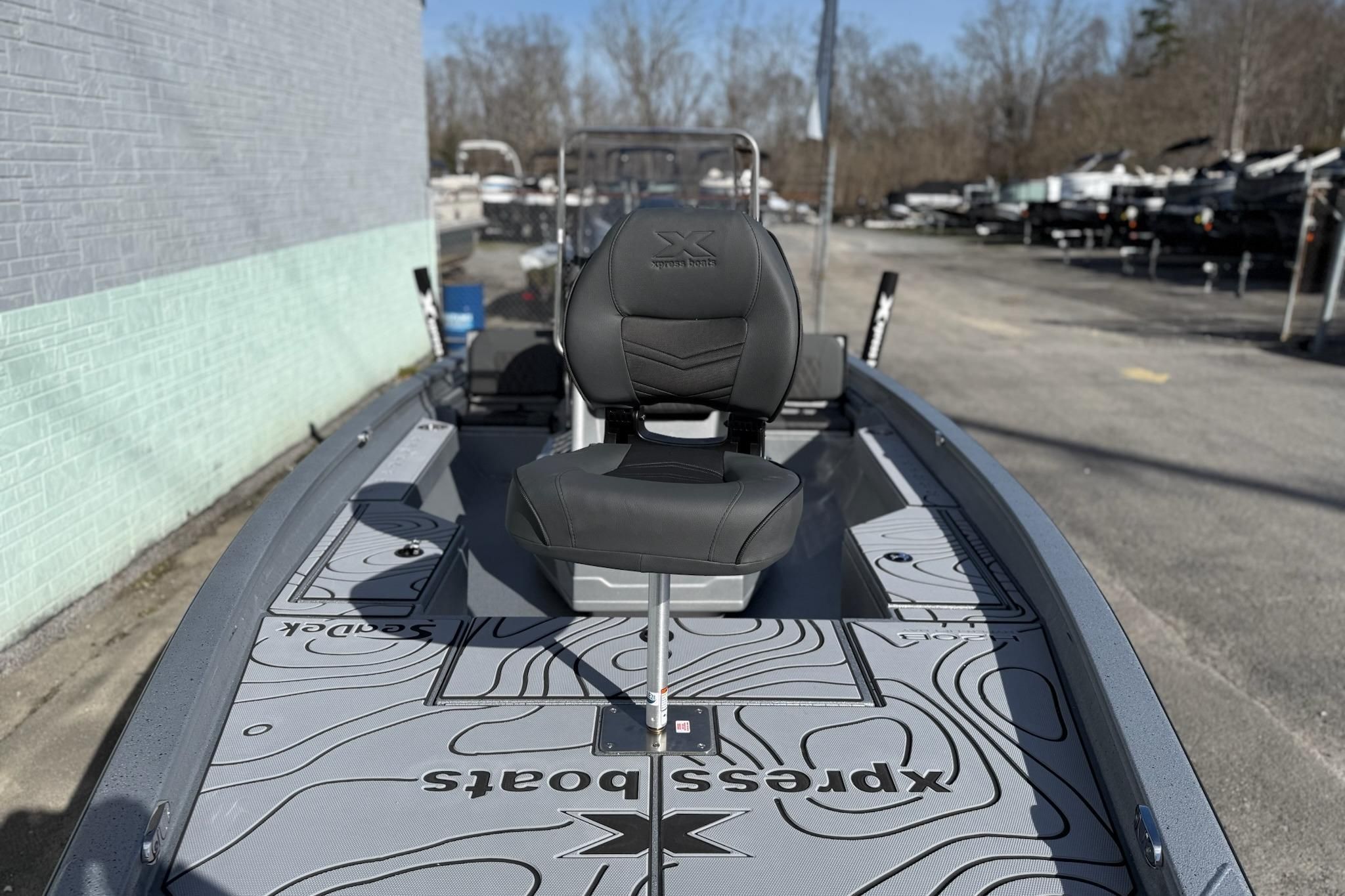 2026 Xpress H20B Bay - 9