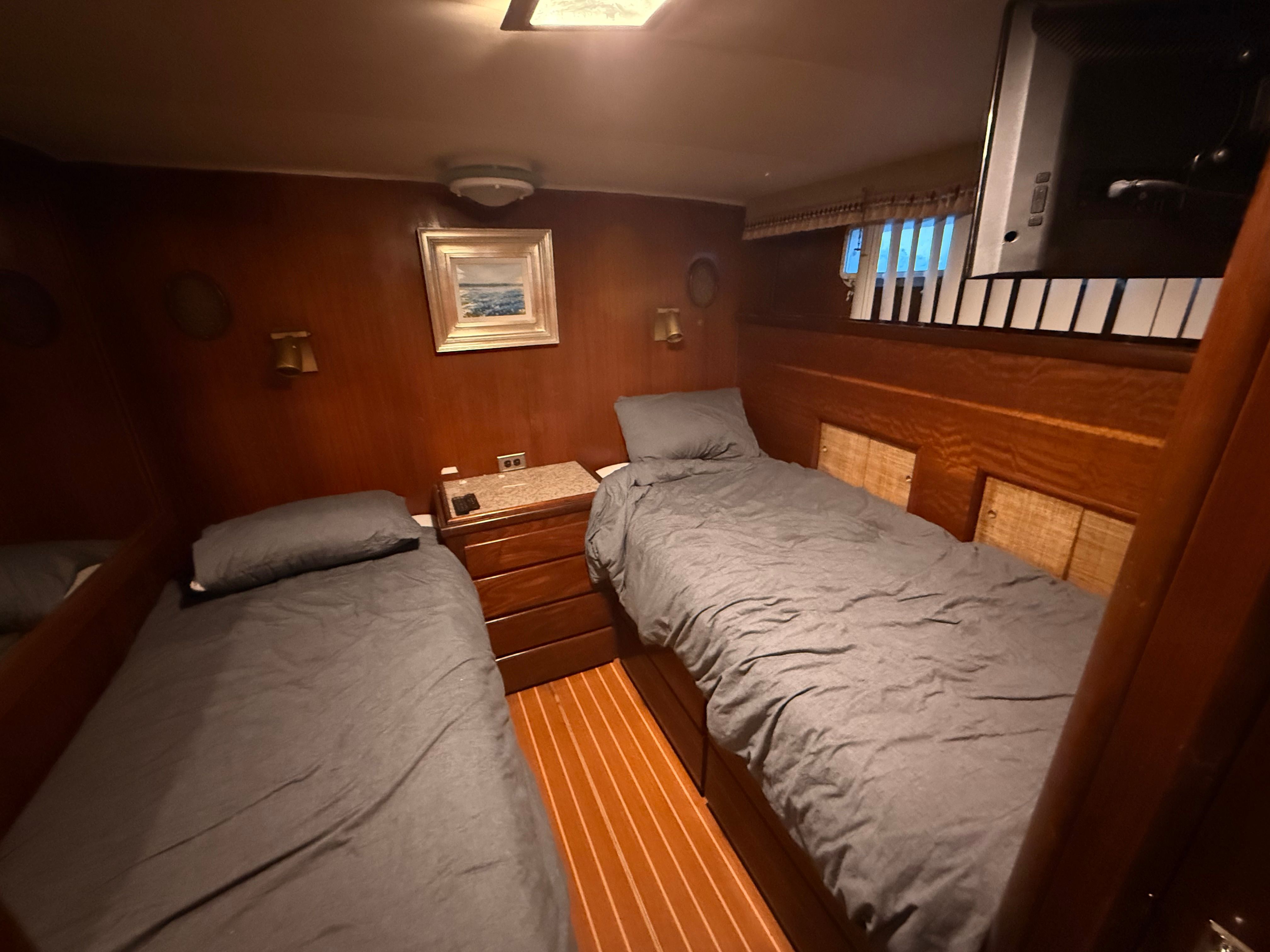 1969 Hatteras 53 - 10