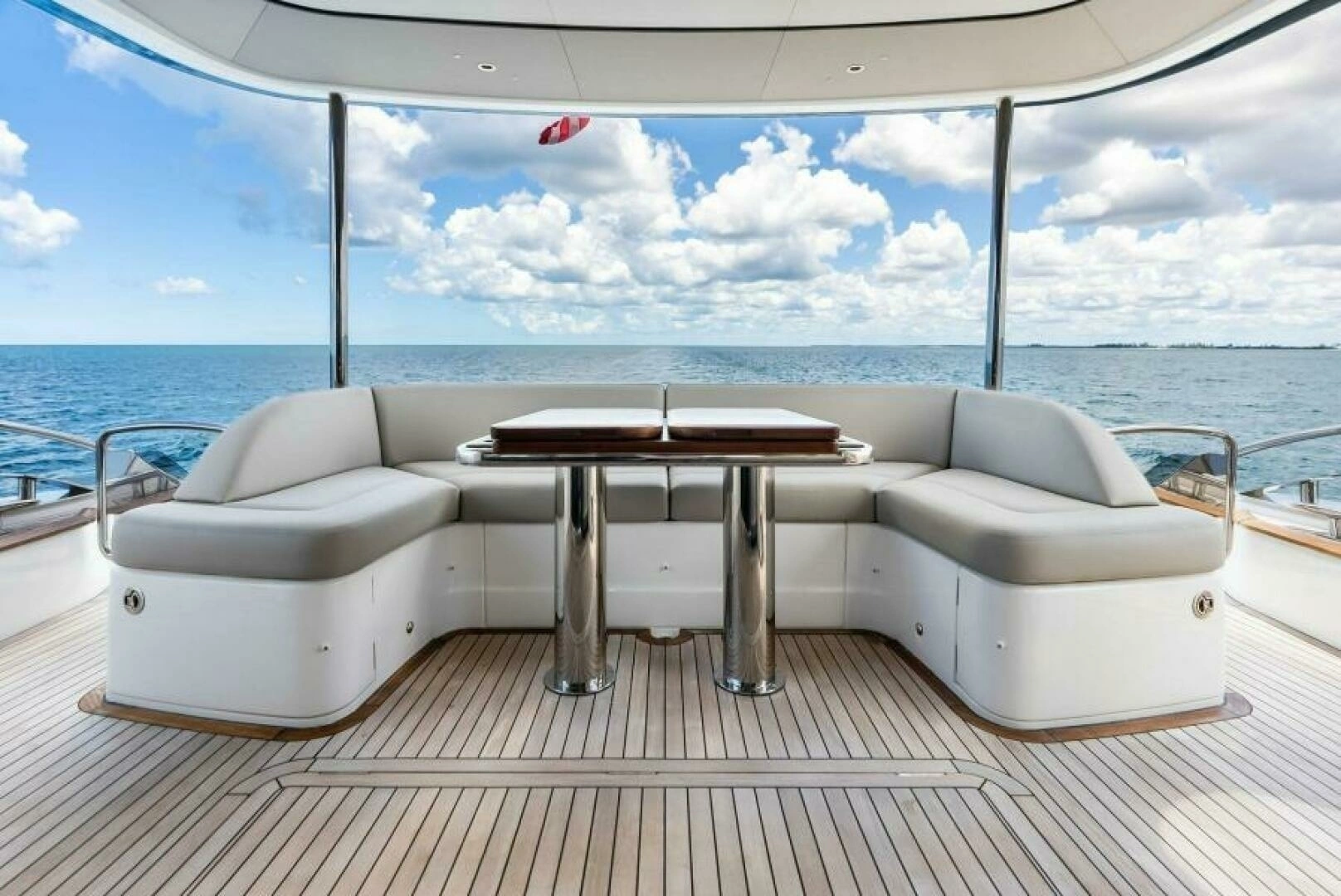 2024 Princess Y72 Motor Yacht - Image 64