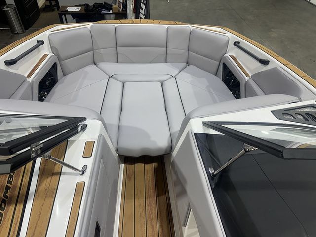 2026 Moomba Max - 11