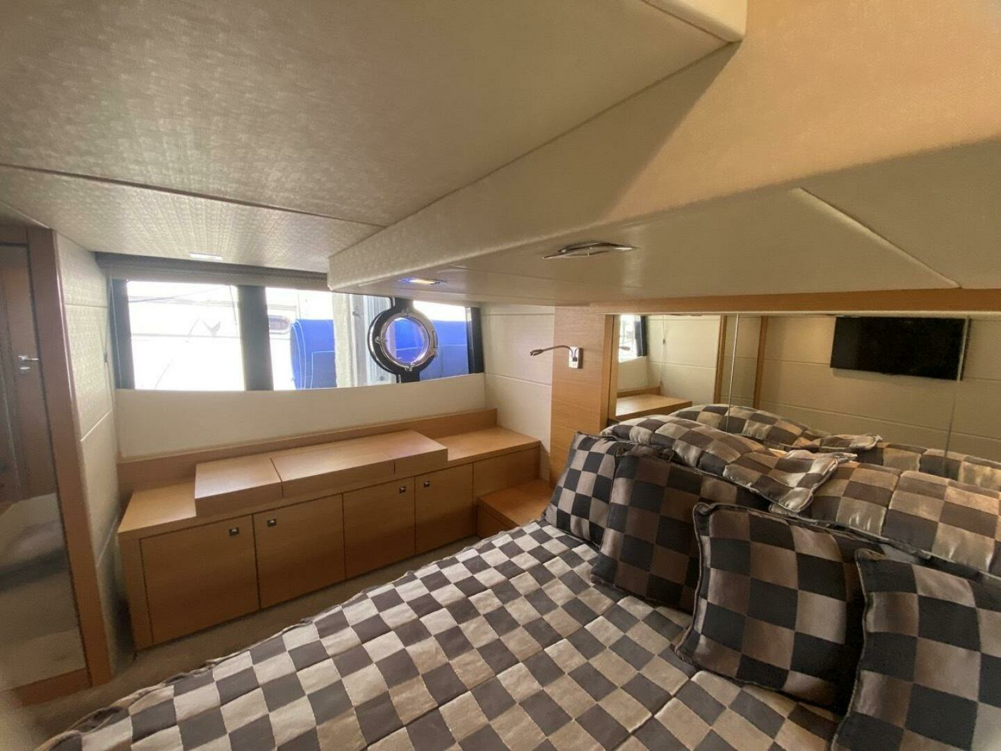 2014 Sunseeker 48 Portofino XPS - Image 47