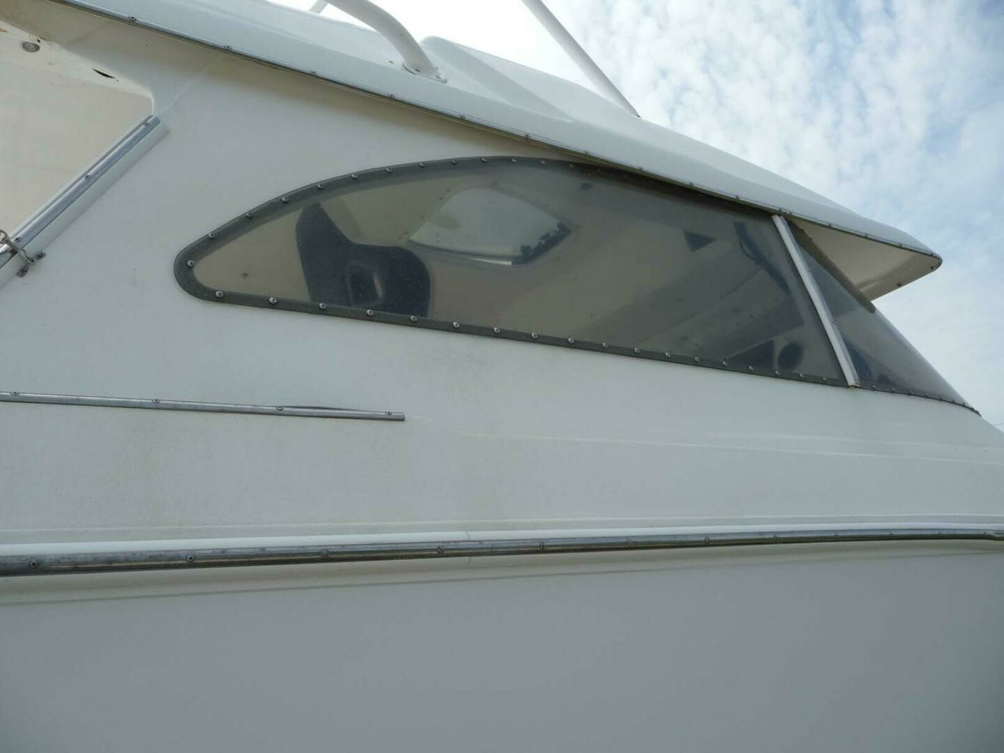 1985 Wellcraft Scarab 34 - Image 11