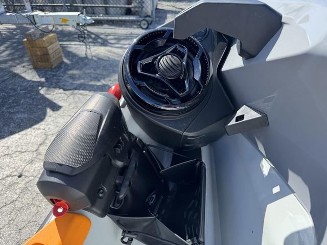 2025 Sea-Doo FISH PRO - 11