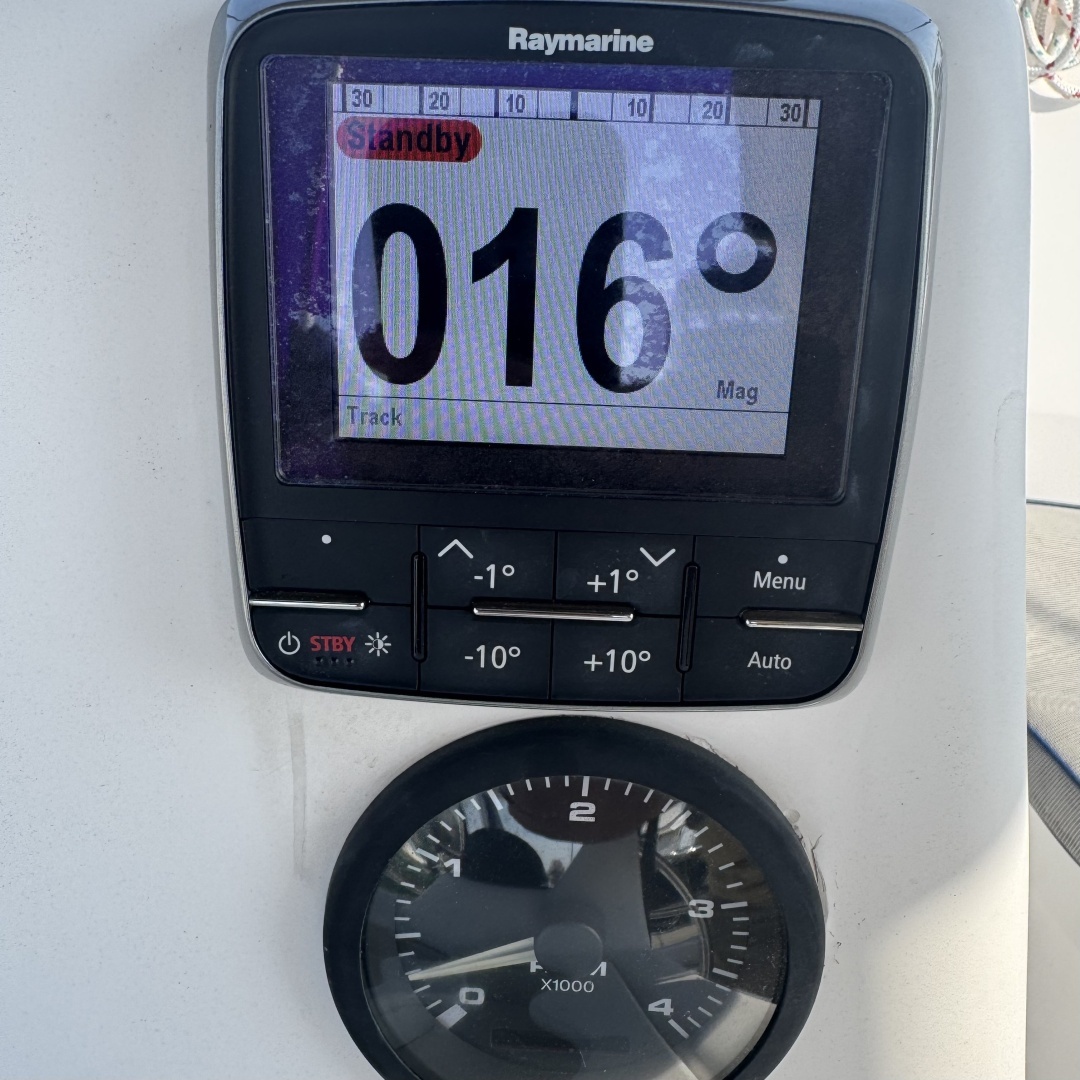 2002 Hunter 326 - Image 14