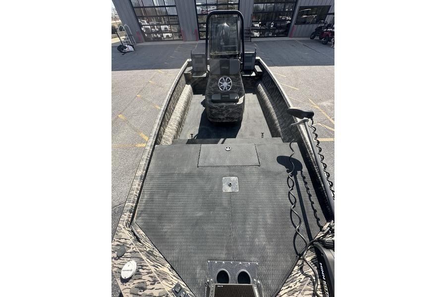 2023 Havoc 1756 MRST boat interior with camo design and modern console.