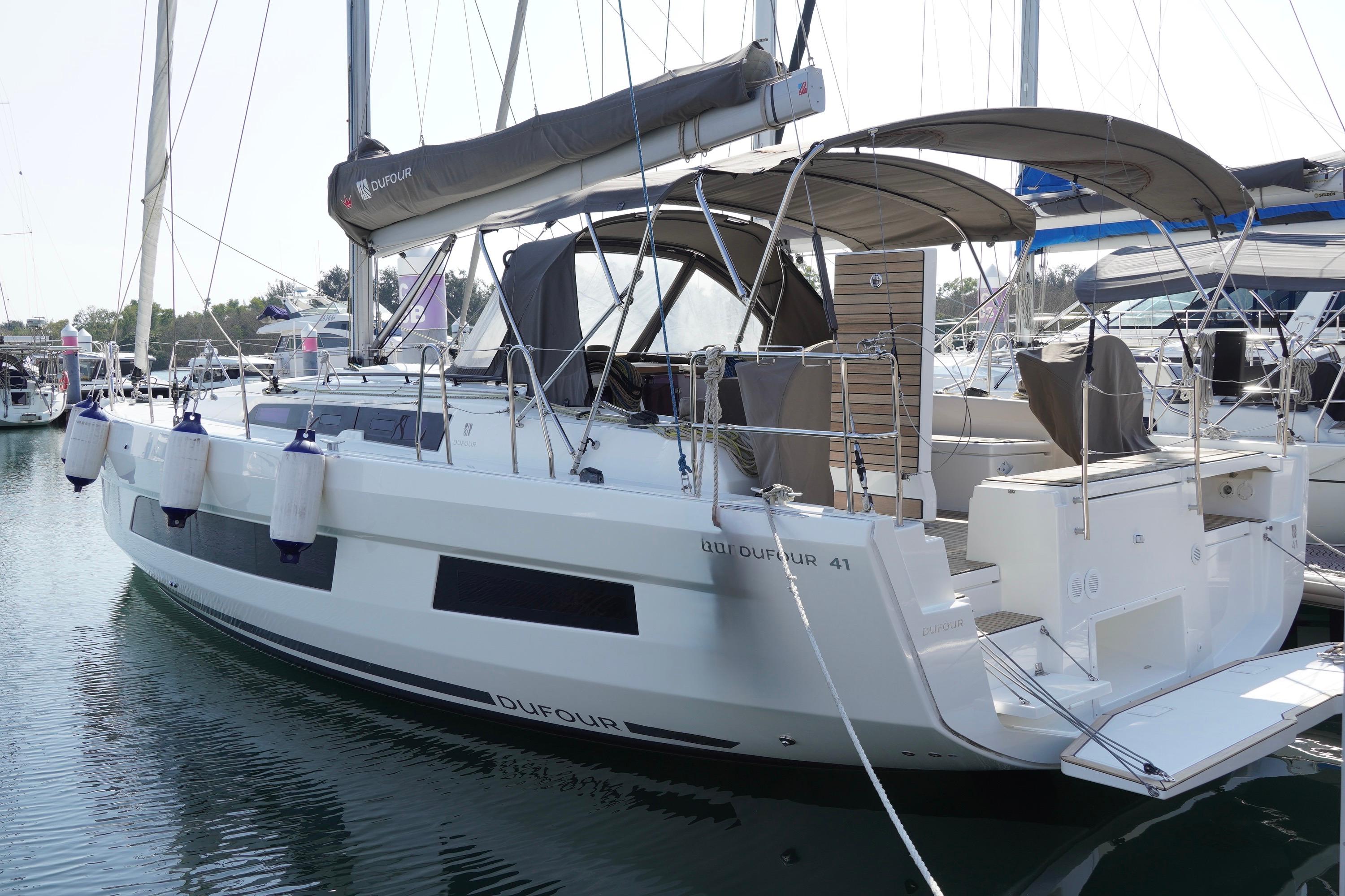 2023 Dufour D41