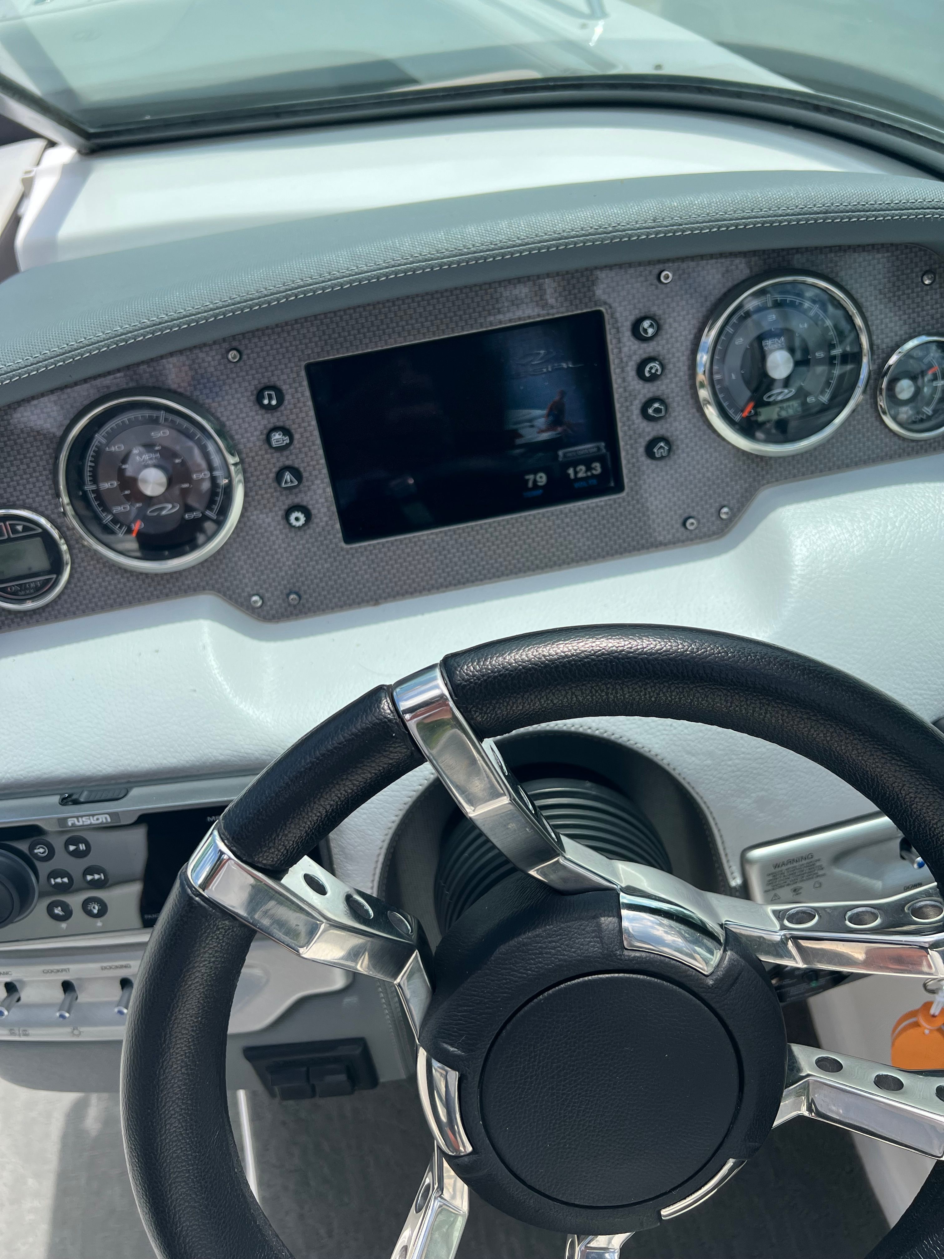 Dashboard of a 2014 Regal 24 FasDeck RX boat.