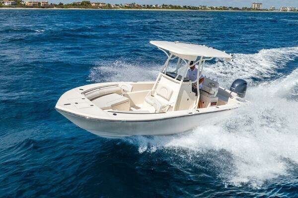2025 Sea Born LX22