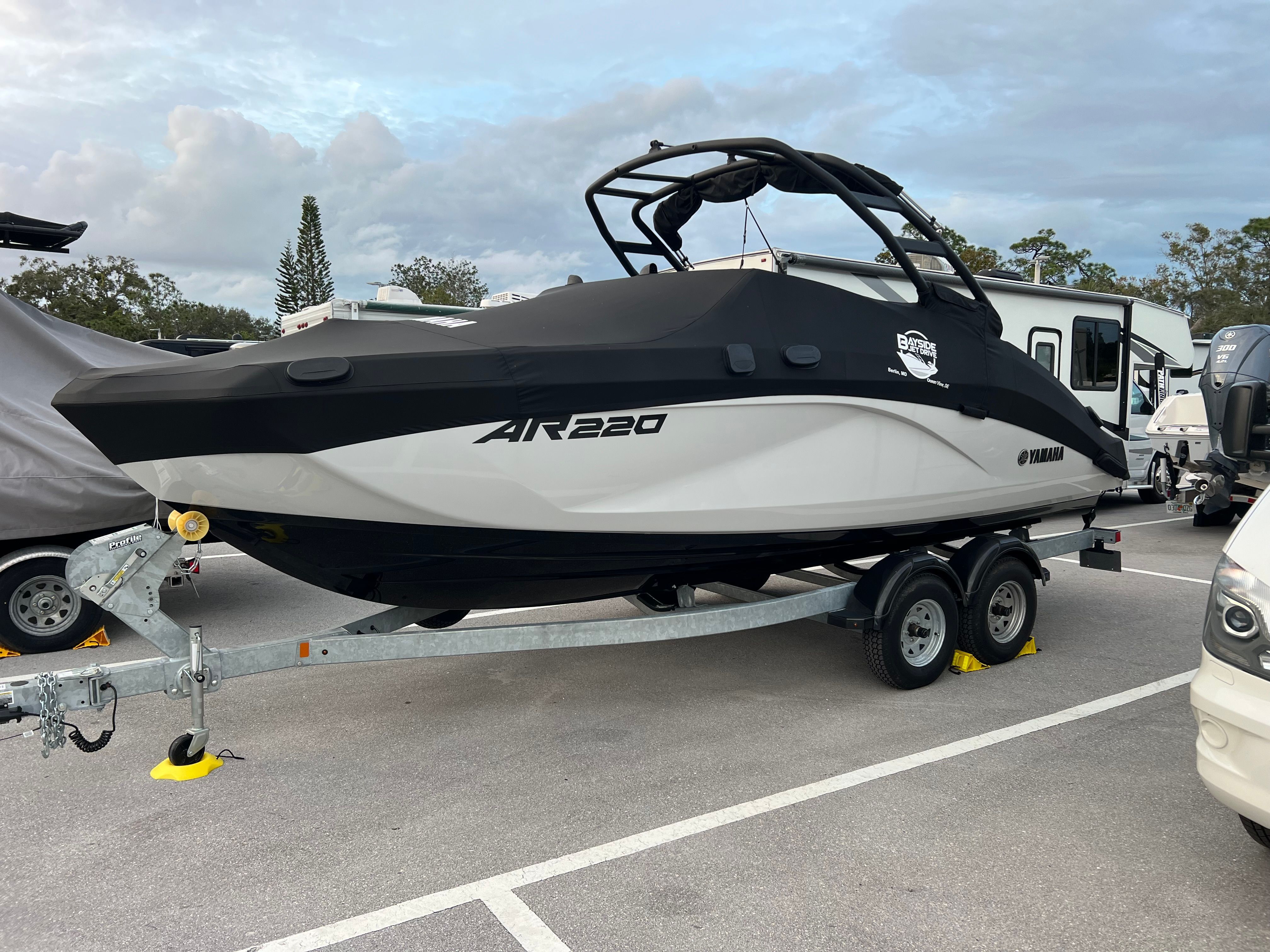 2023 Yamaha Boats AR220 - 2