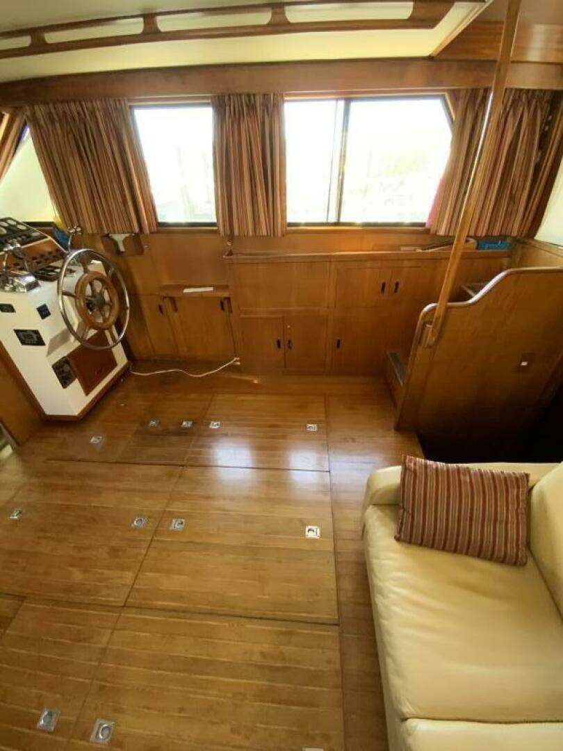 1987 President 41 Double Cabin Motor Yacht - Image 33