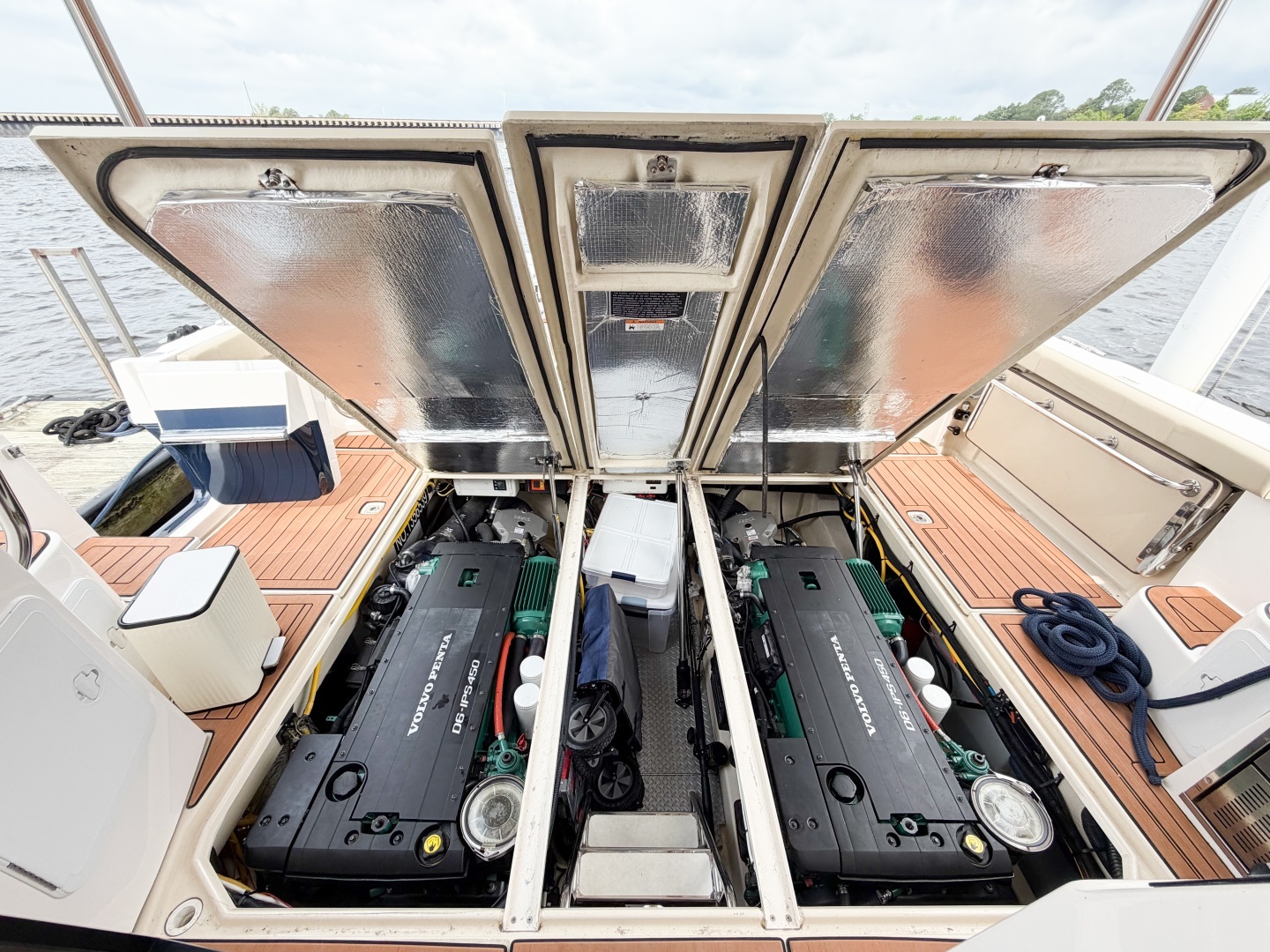 2022 Ranger Tugs R-43 CB - Image 155