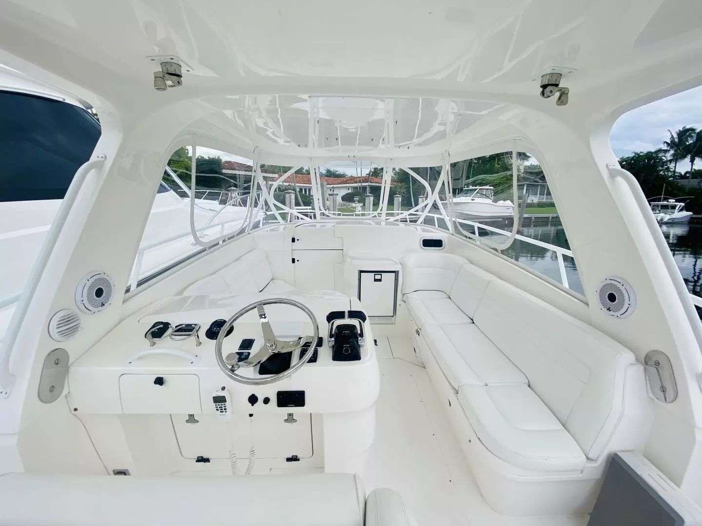 2008 Intrepid 390 Sport Yacht - Image 22