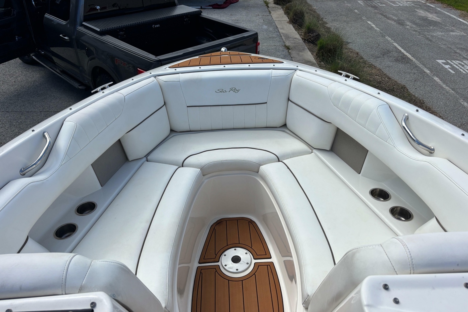 2008 Sea Ray 270 Sundeck - Image 22