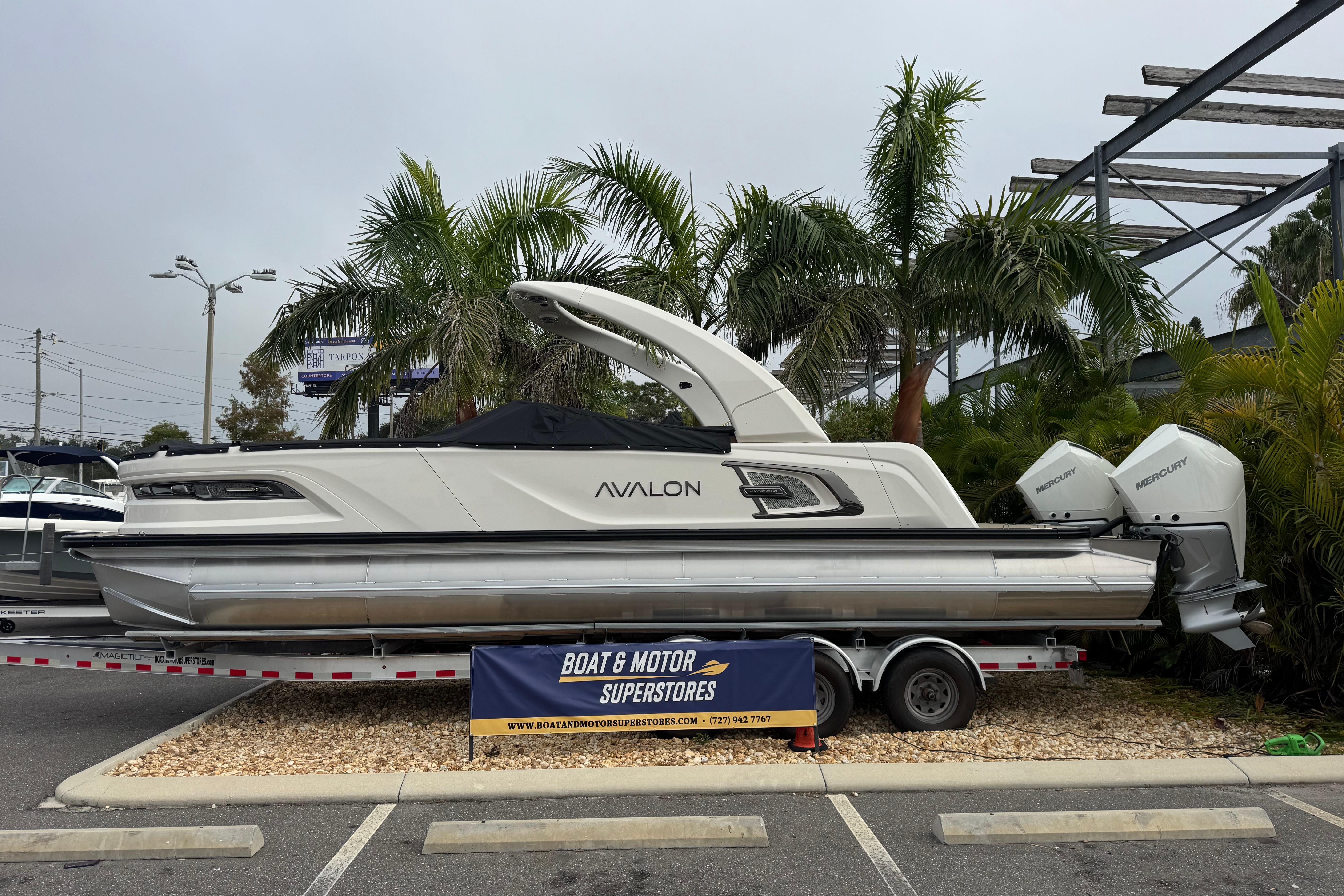 2026 Avalon Excalibur - 27'