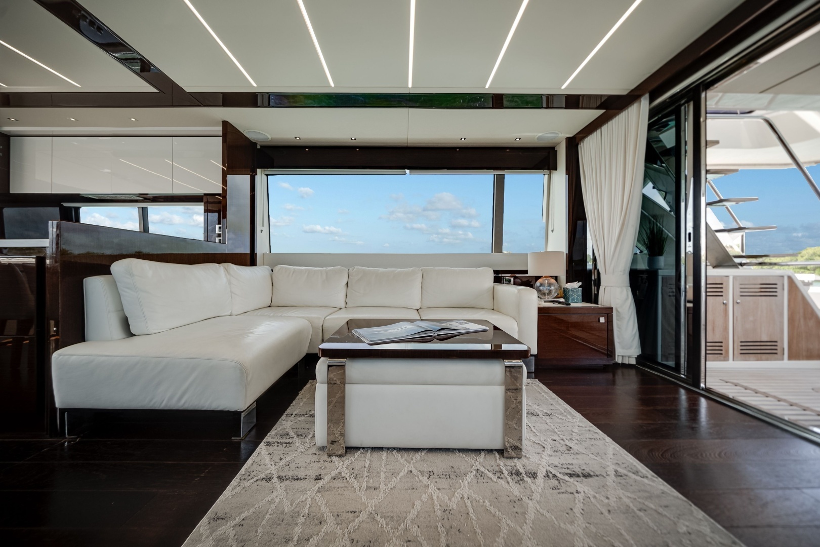 2019 Sunseeker 76 YACHT - Image 14