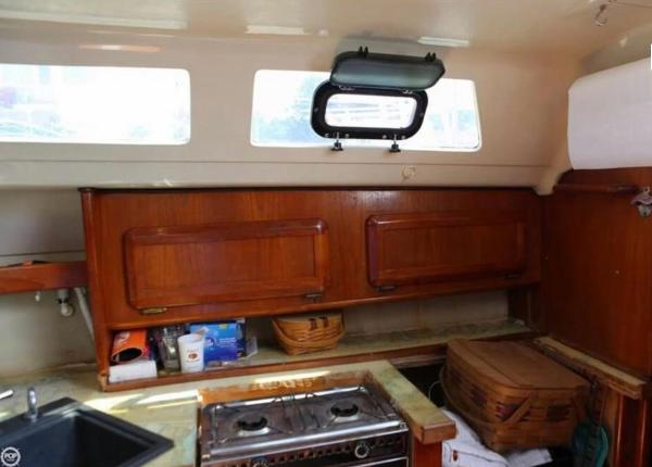 1990 Hunter 30 - 6