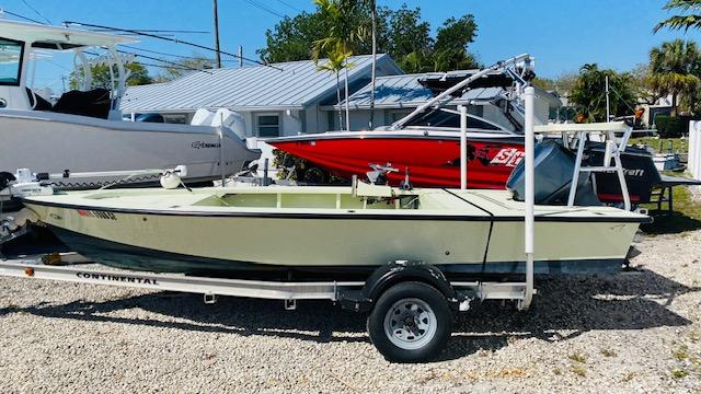 1983 Maverick 18 Master Angler