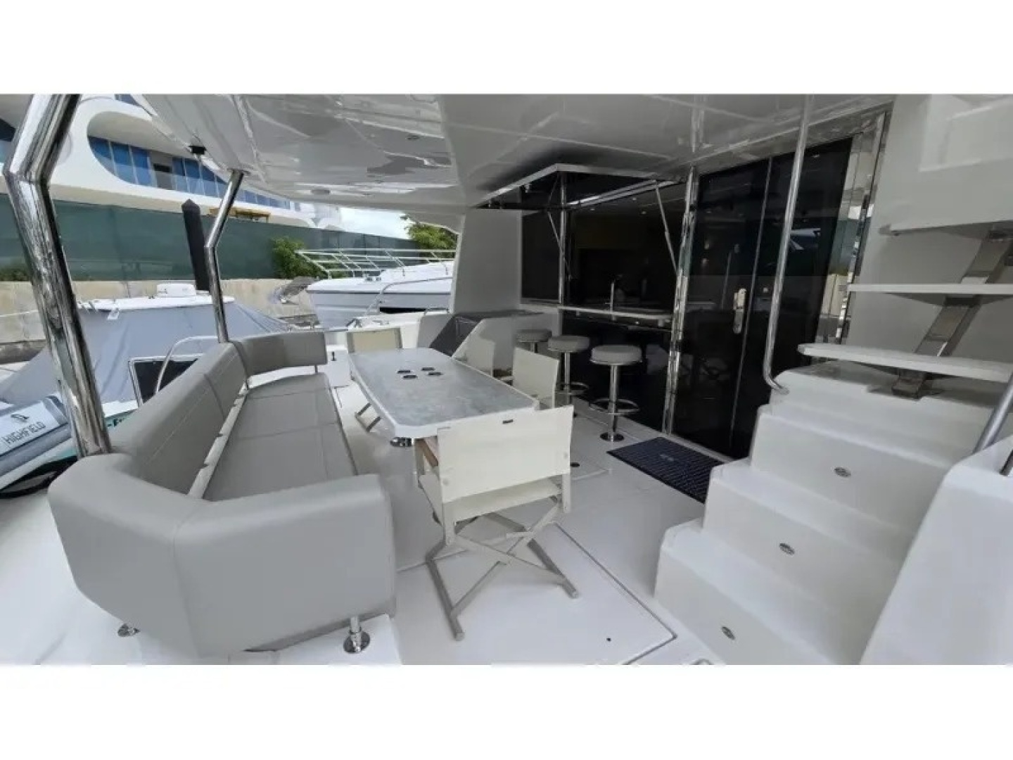 2025 Aquila 54 YACHT - Image 11