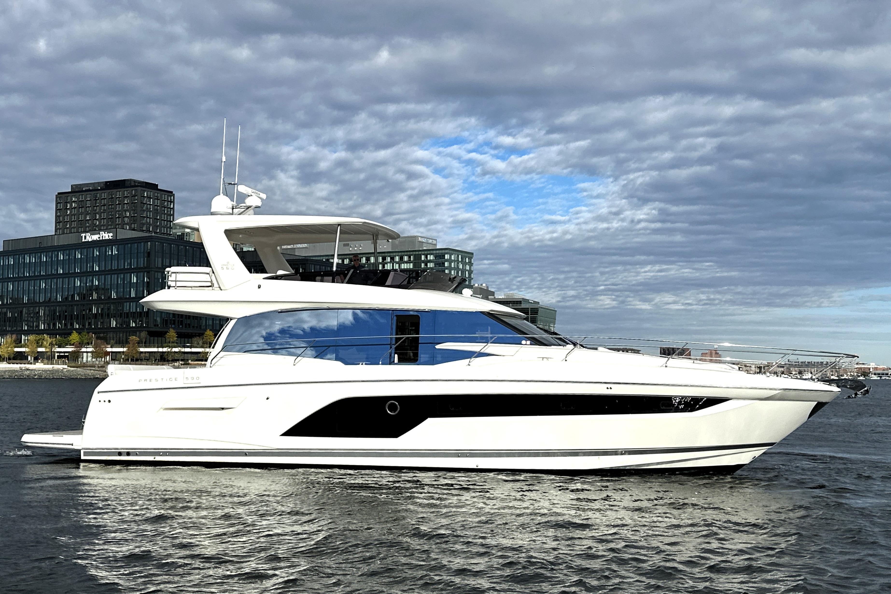 2023 Prestige 590