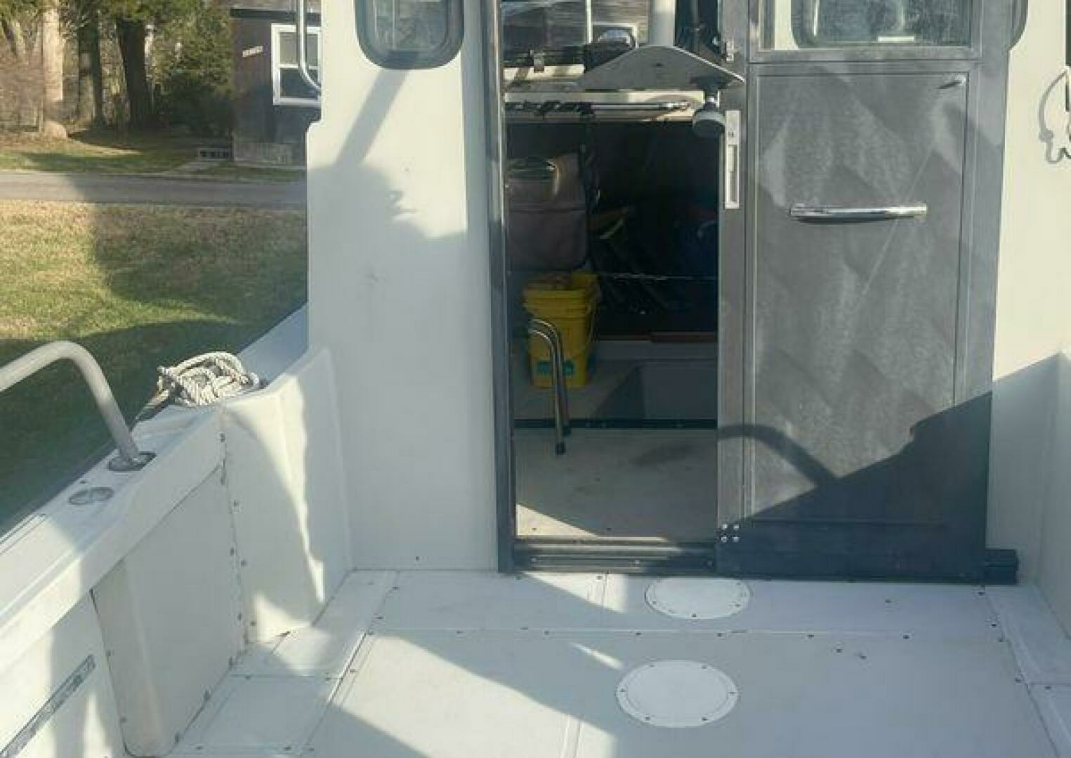 1990 Boston Whaler Frontier - Image 8