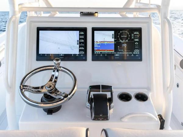 2023 Yellowfin 34 Offshore - 32