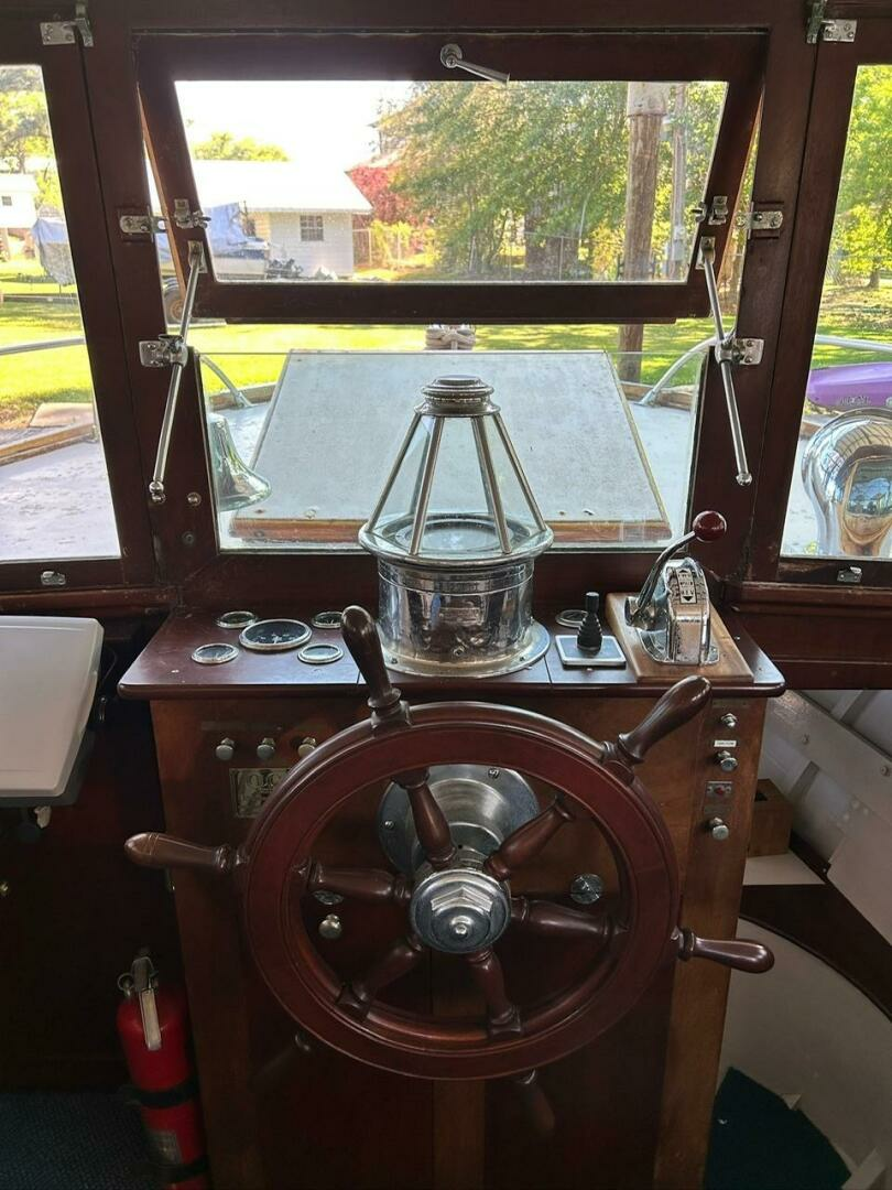1930 Classic ACF 47'  Motor Yacht - Image 18