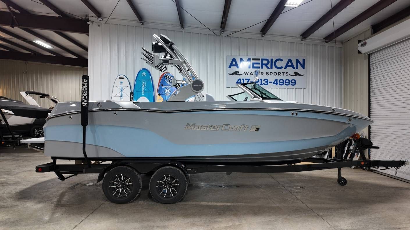 2026 MasterCraft XT23