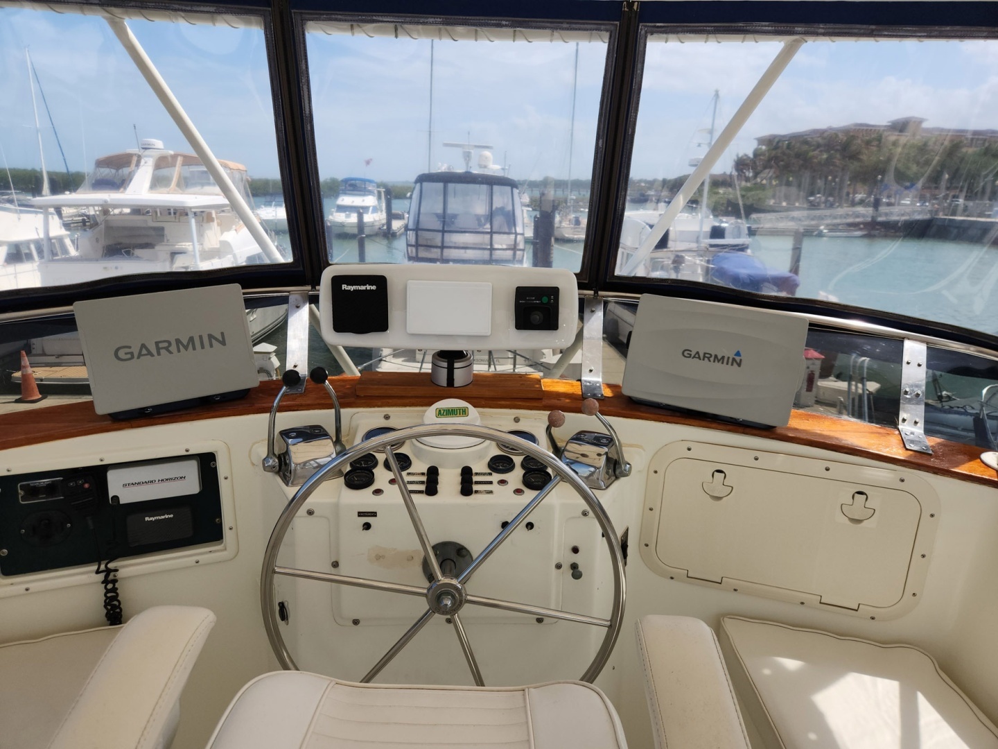 1980 Gulfstar 44 Motor Cruiser - Image 30