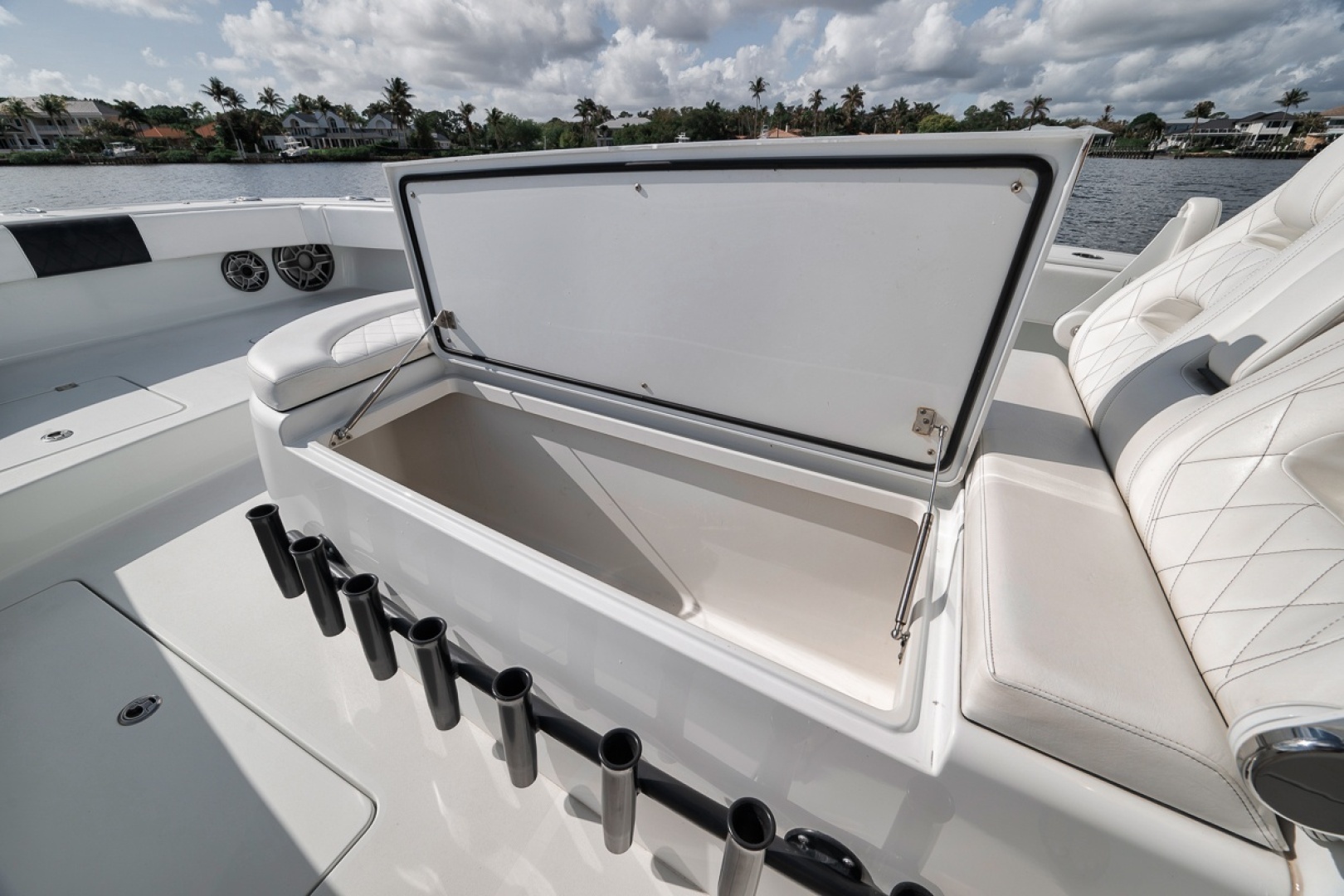 2020 Freeman 42LR - Image 17