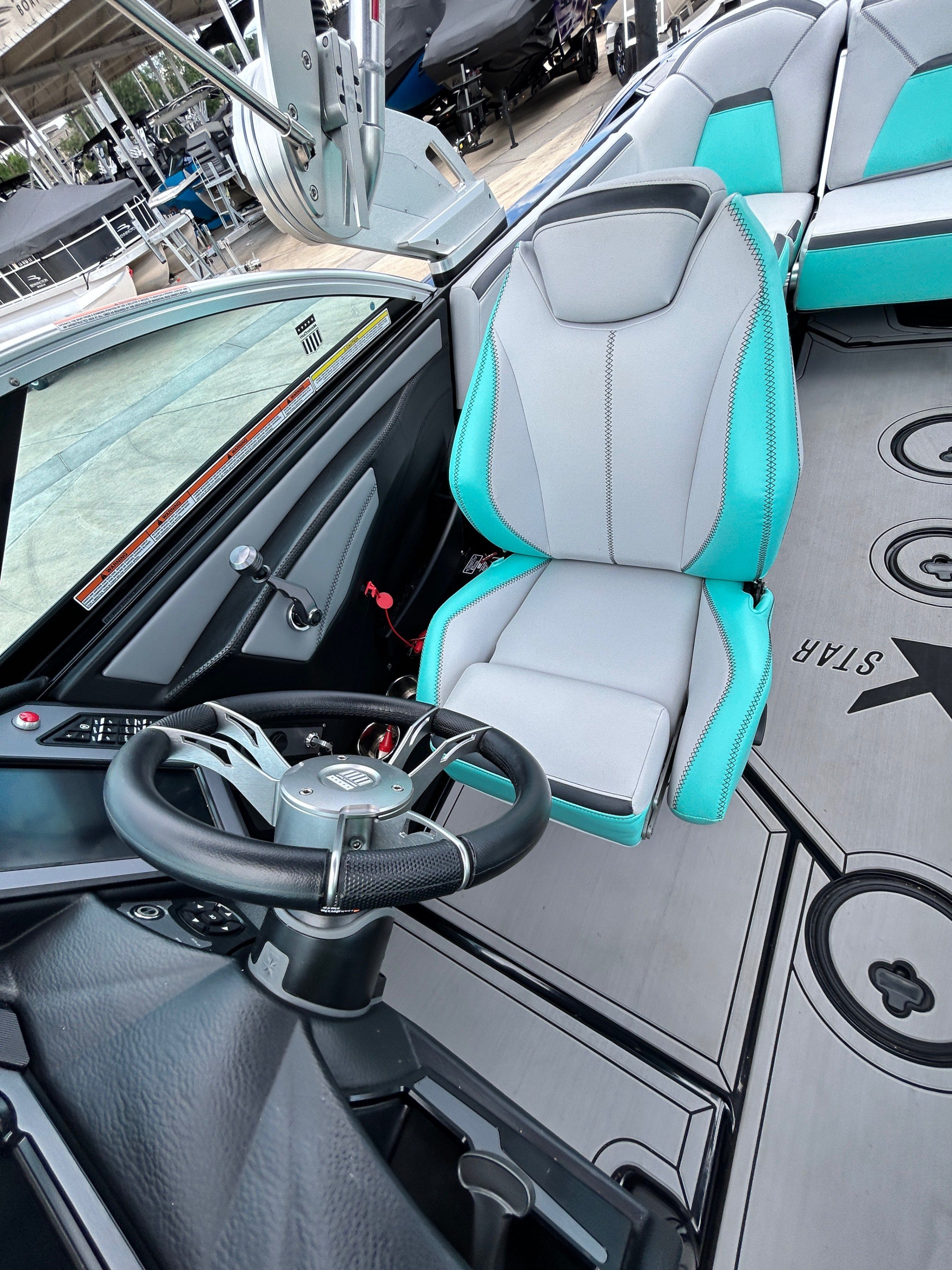 2019 MasterCraft XStar - 31