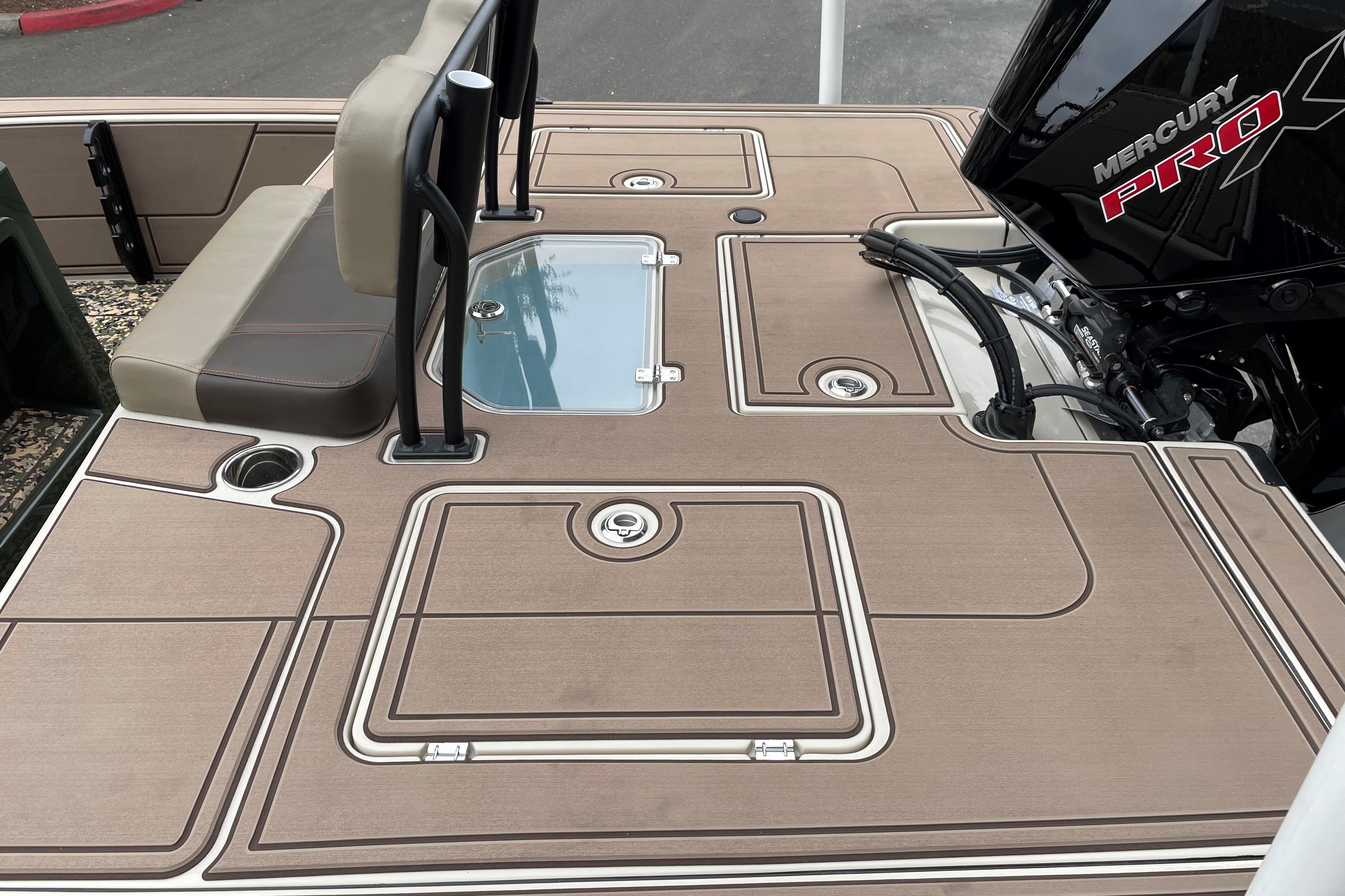 2025 Mako 18 Pro Skiff Backwater Edition boat deck with Mercury Pro engine.