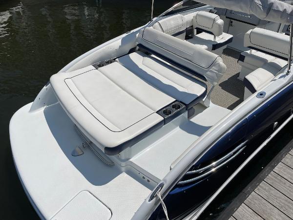 2013 Formula 270 Bowrider - 17