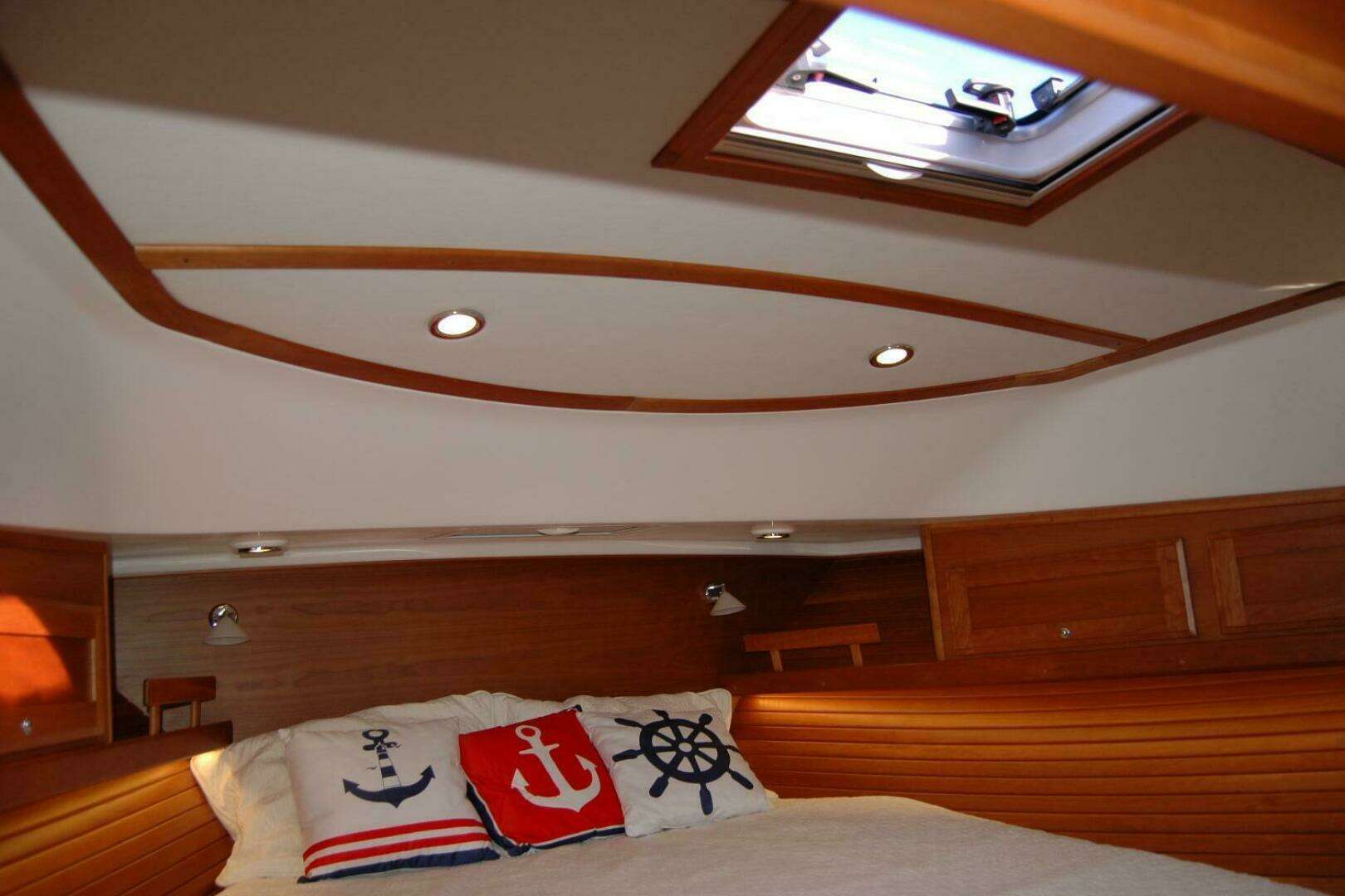 2019 Sabre 38 Salon Express - Image 97