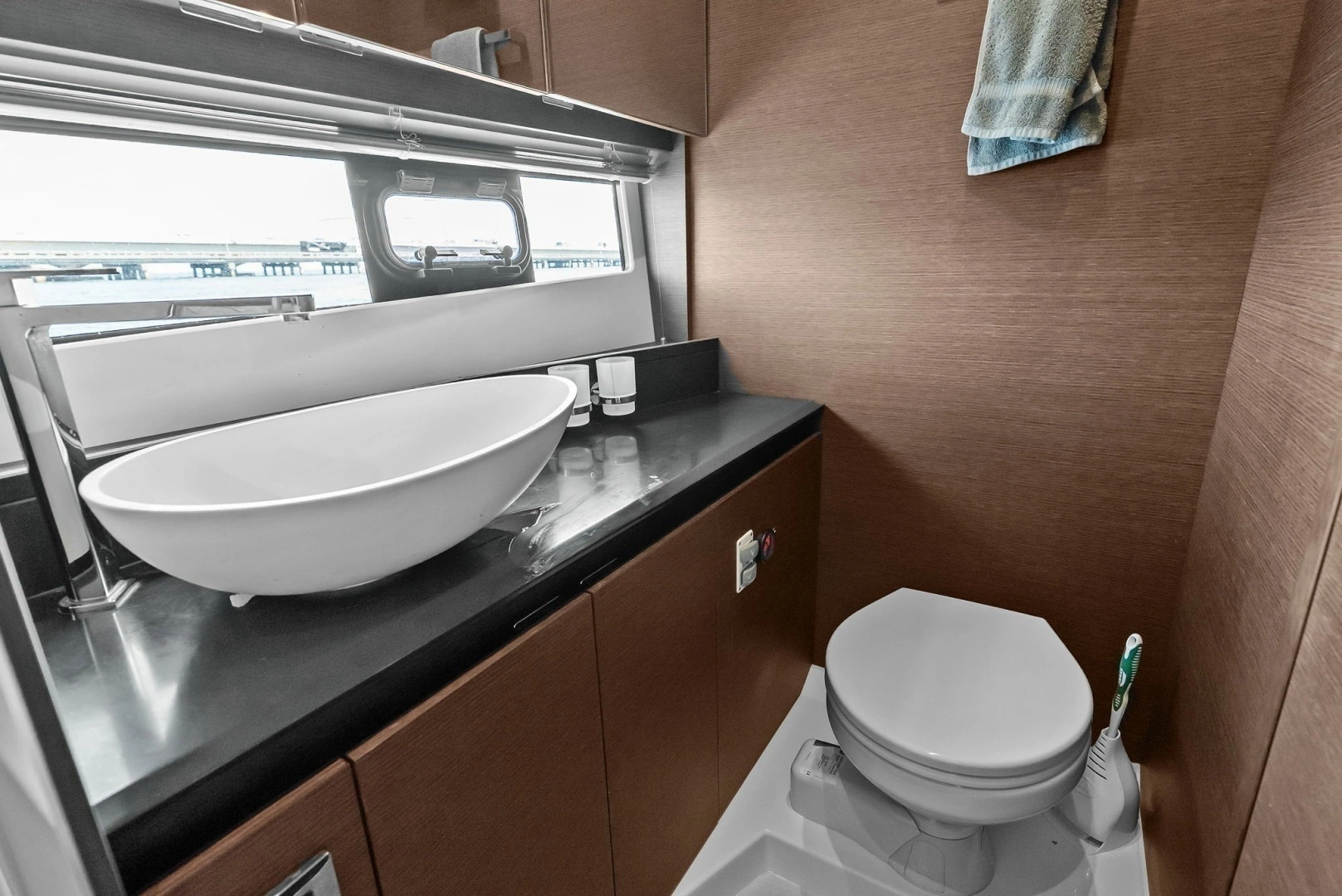 2020 Prestige 460 Flybridge - Image 60