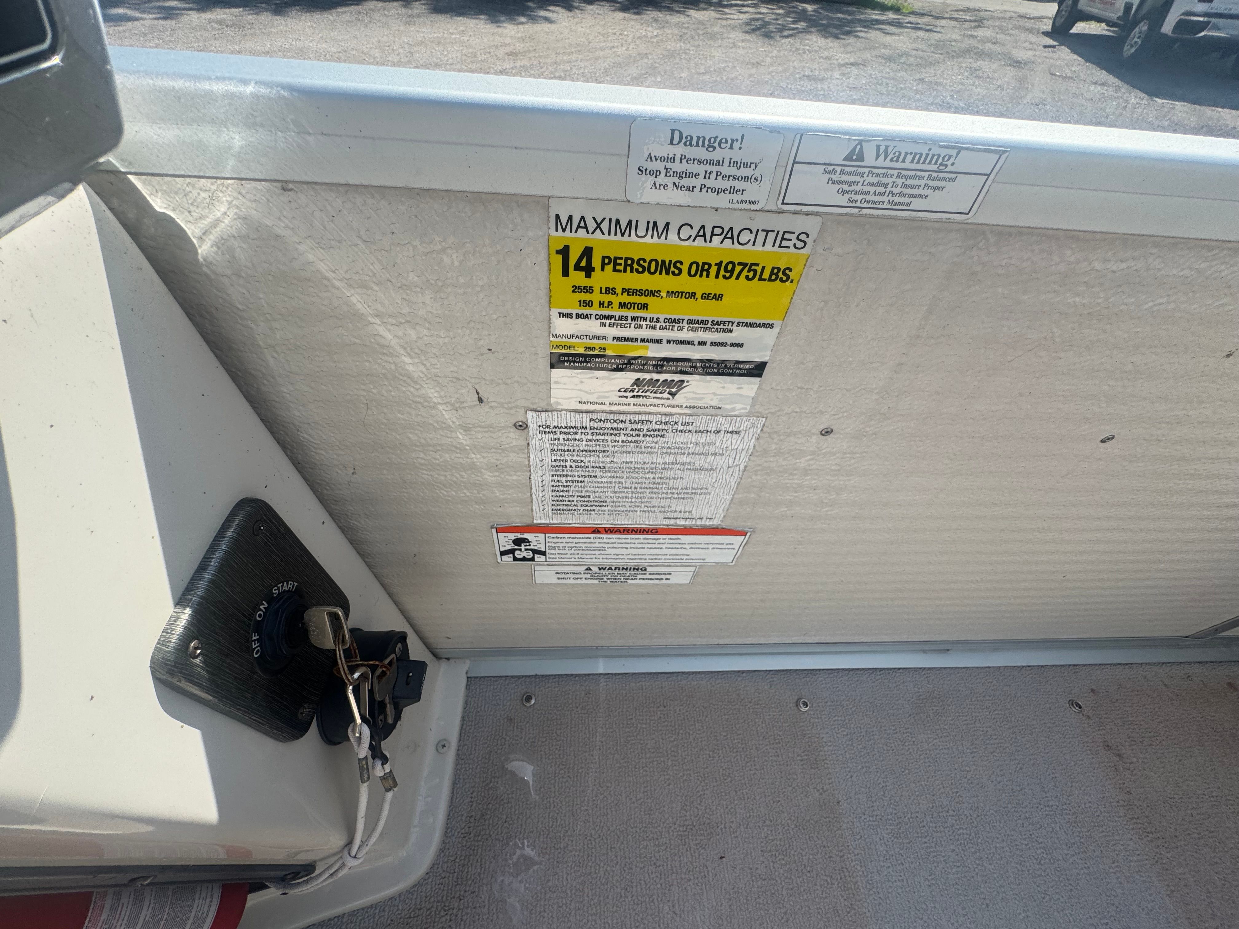 2008 Premier 250 Sunstation - 9