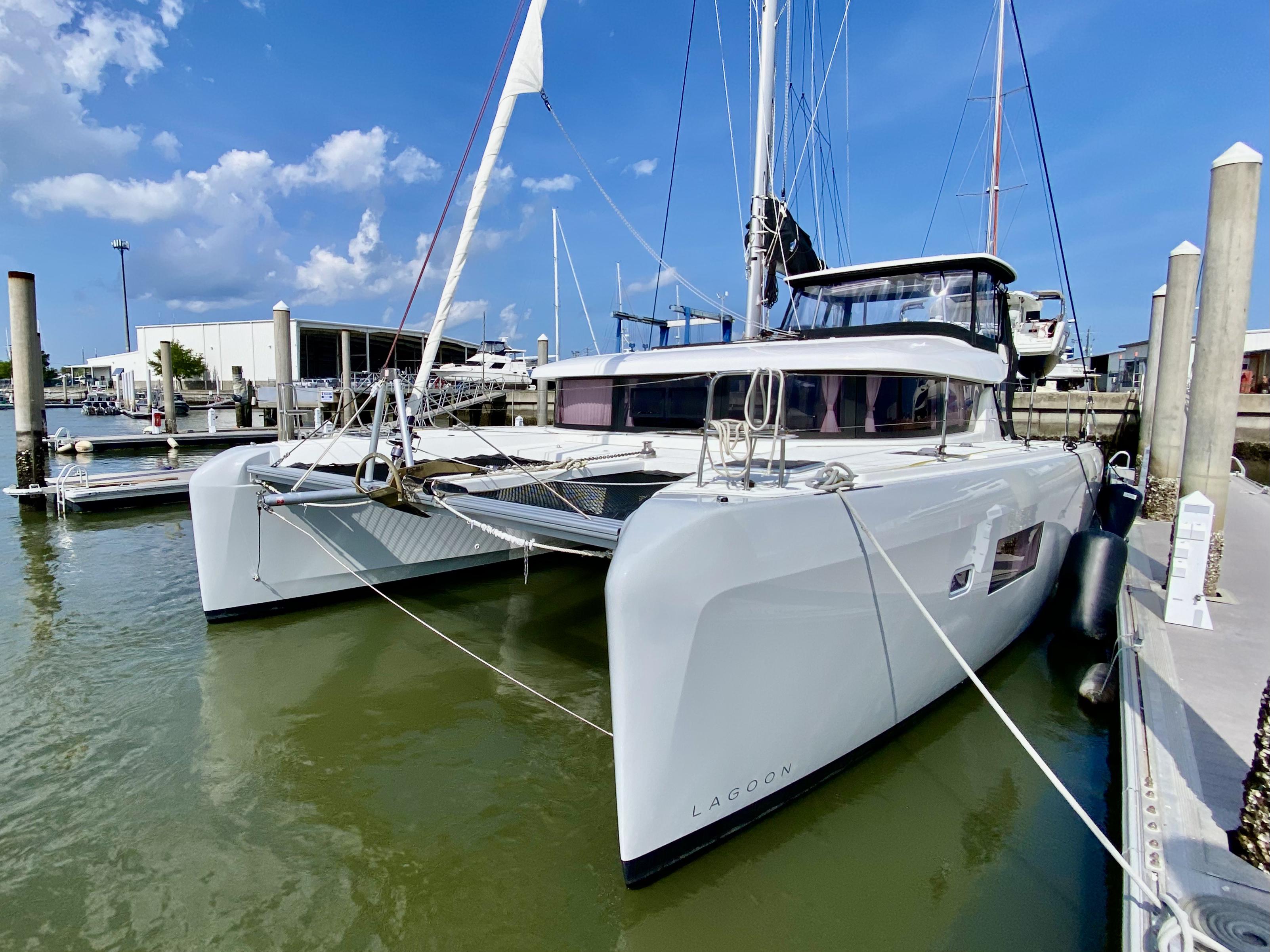 2019 Lagoon 42