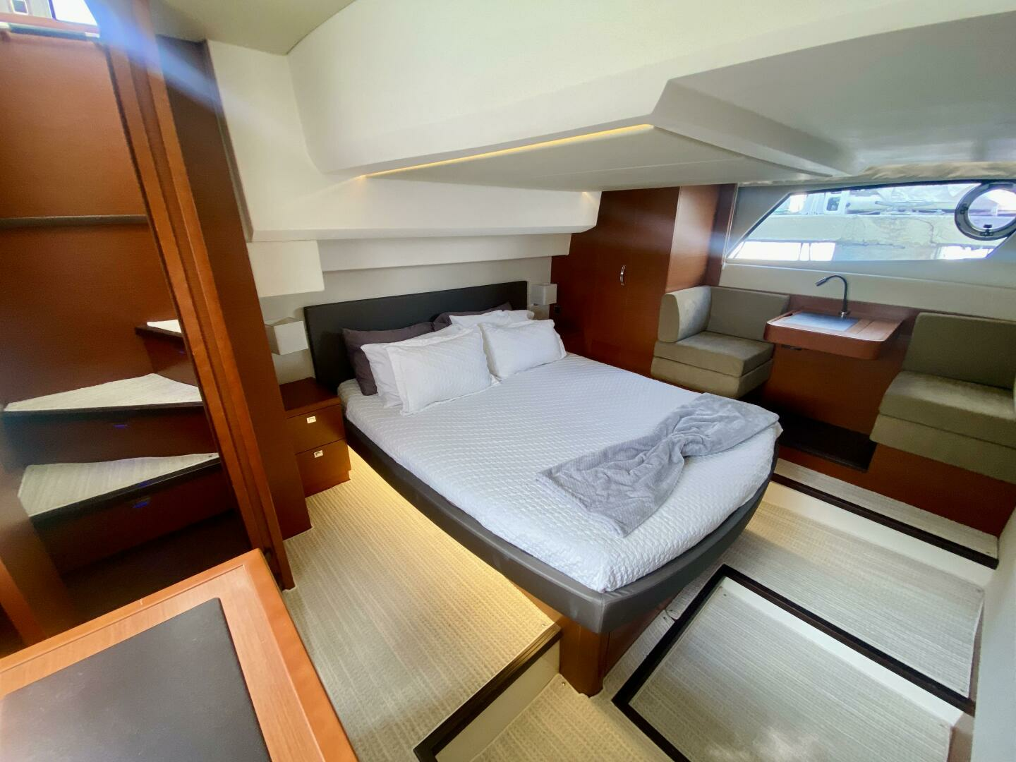 2015 Prestige 500 - Image 79