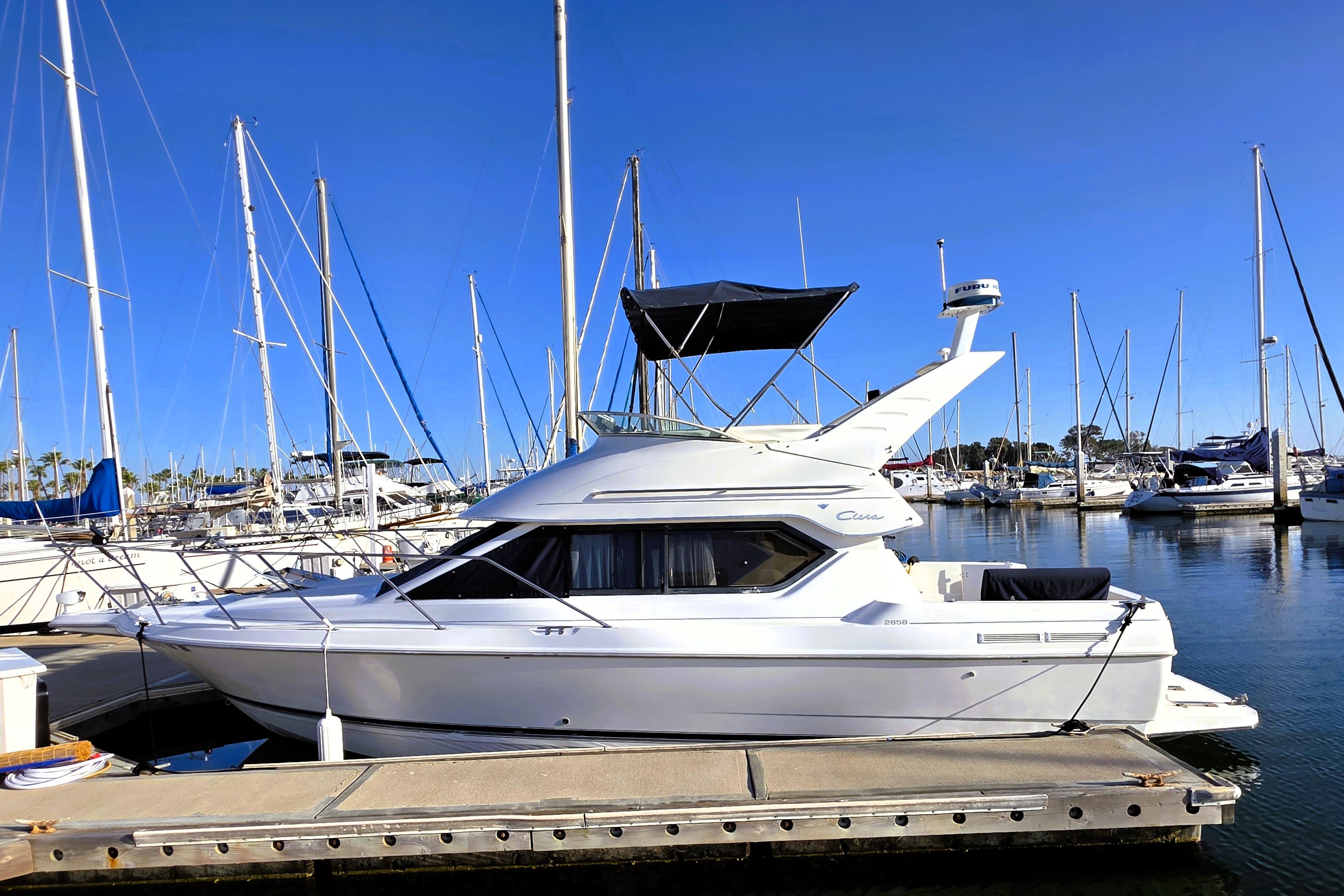 2000 Bayliner 2858 Ciera Command Bridge