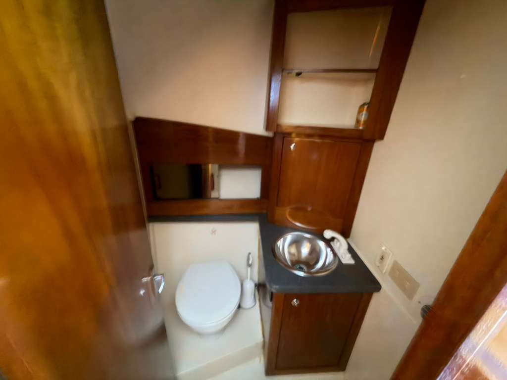 2000 Luhrs Tournament 340 Convertible - 53