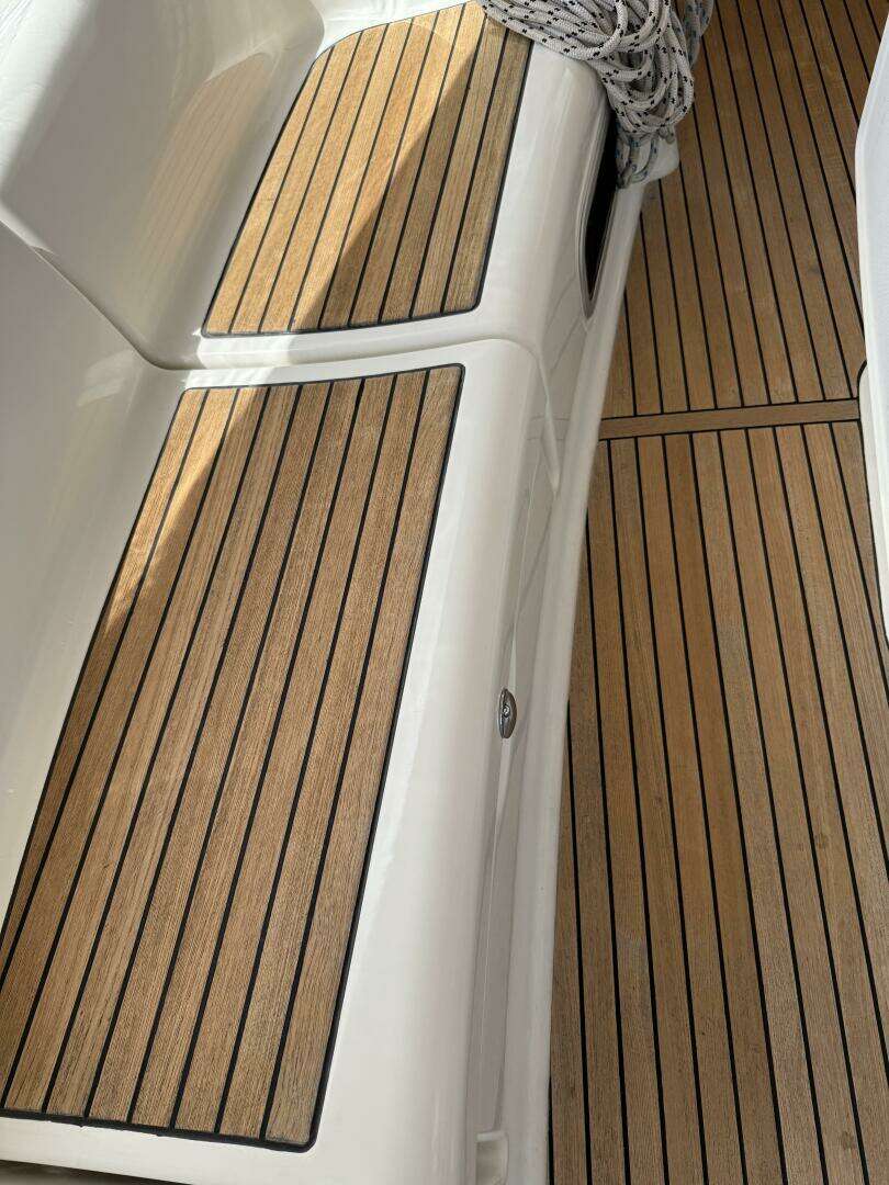 2012 Beneteau 43 - Image 48
