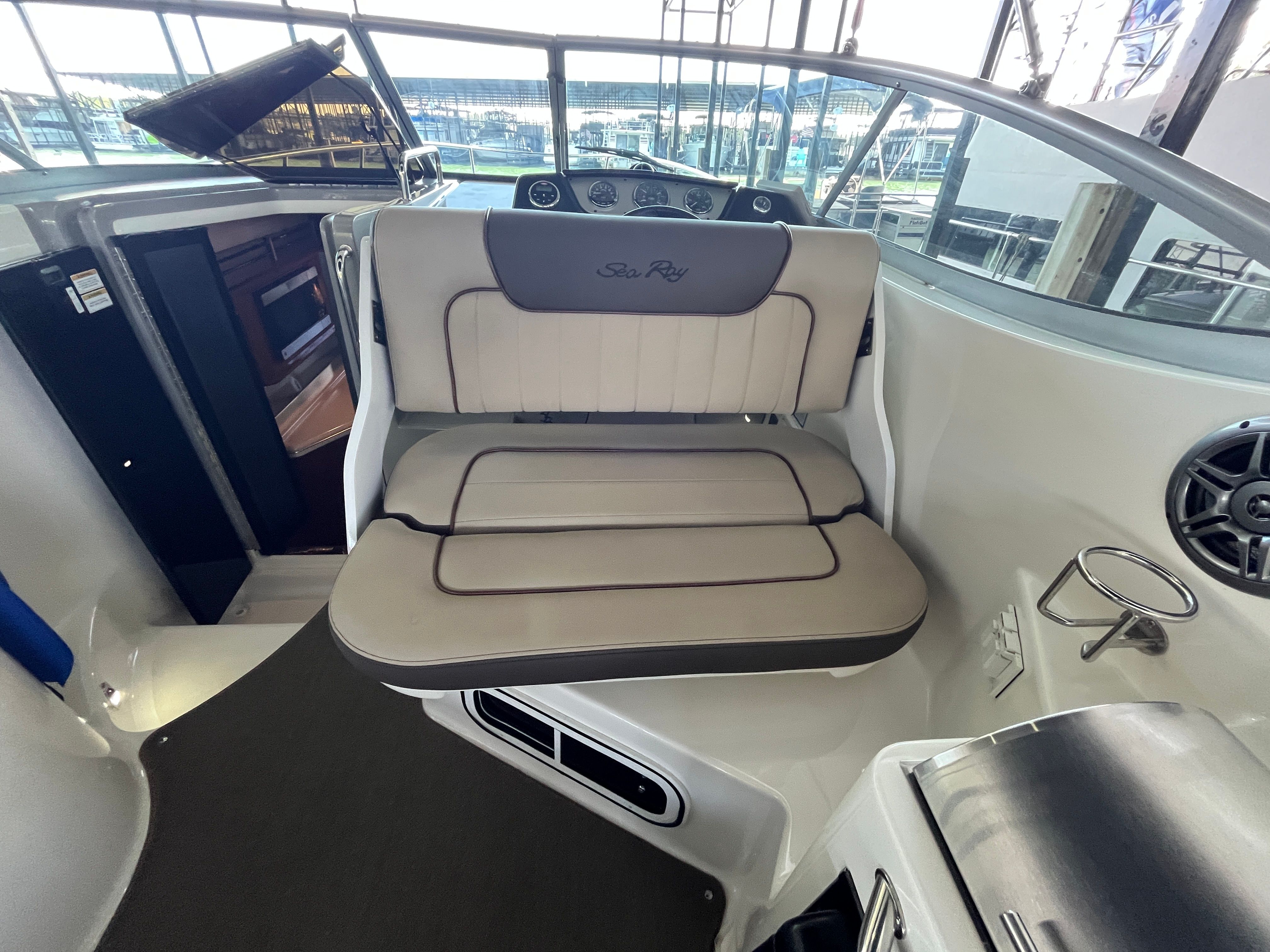 2014 Sea Ray Sundancer 280 - 21