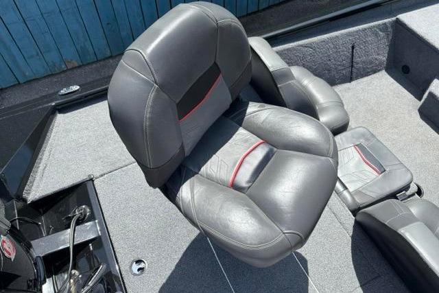 2023 Tracker Pro Team 190 TX Tournament Edition boat seat, gray with red accents.