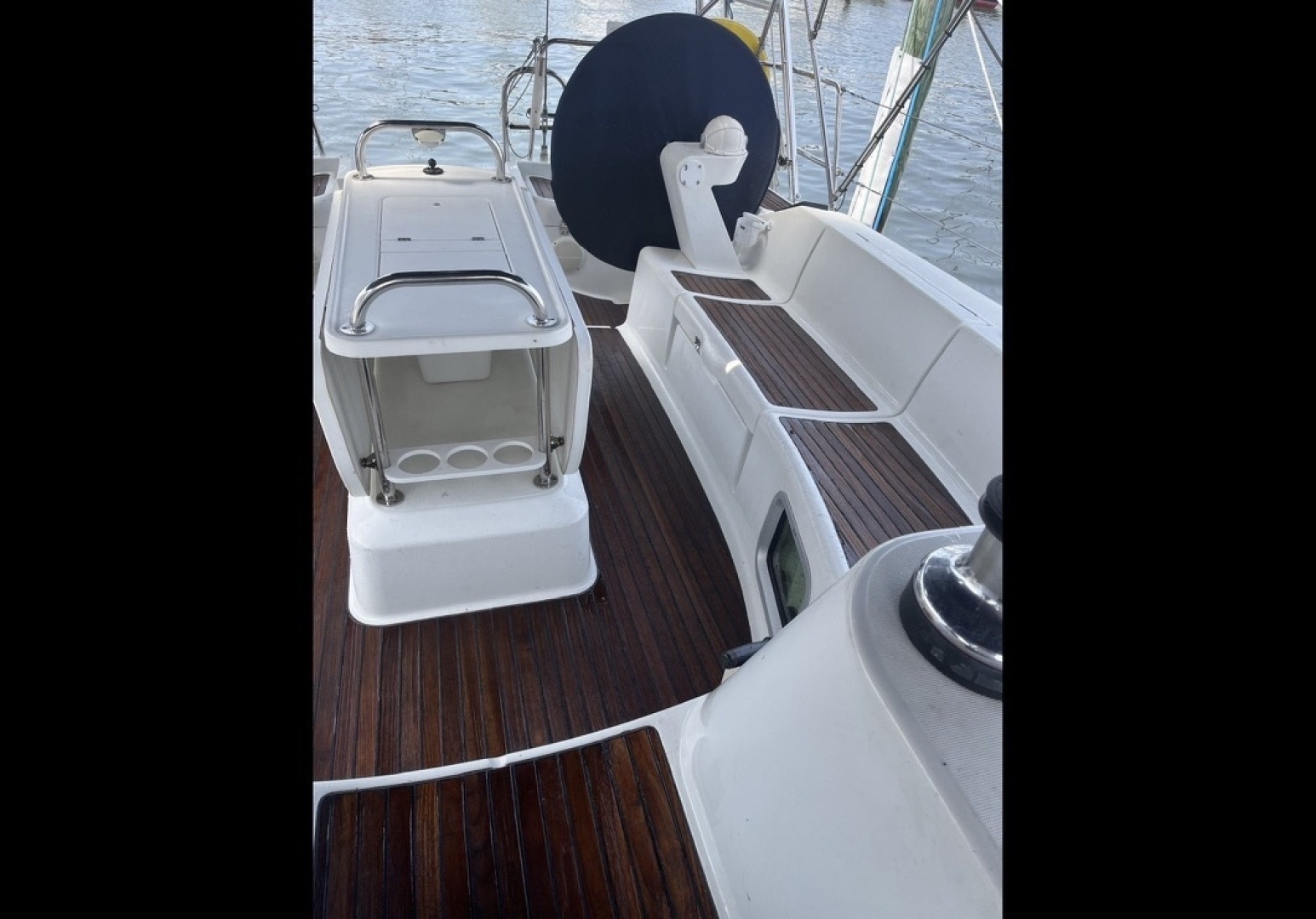 2006 Jeanneau 45 - Image 7