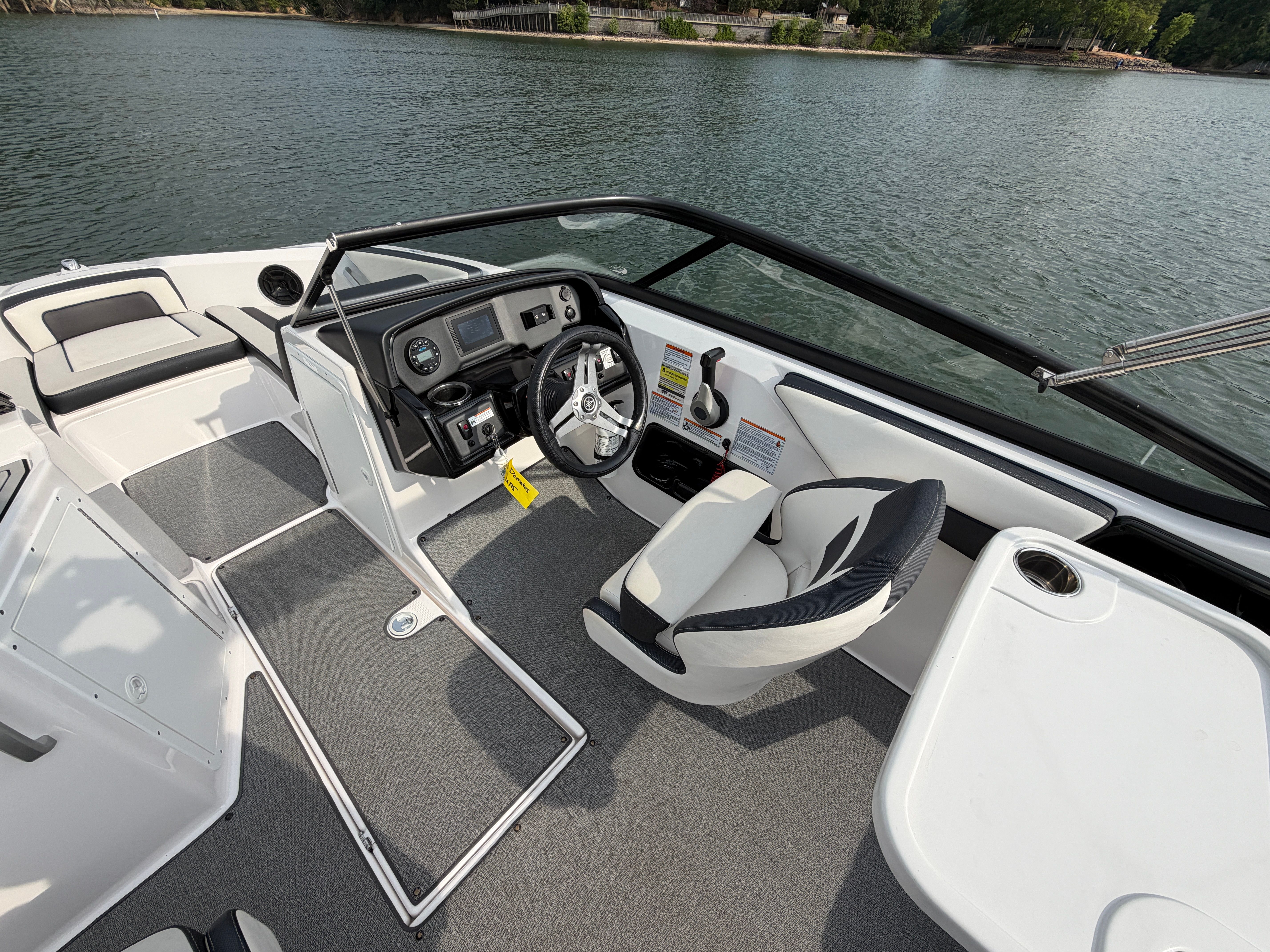 2020 Yamaha Boats SX195 - 18