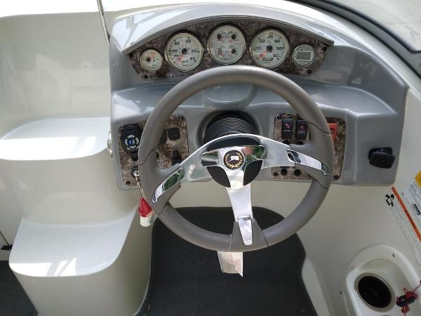 2011 Stingray 208CR - 13