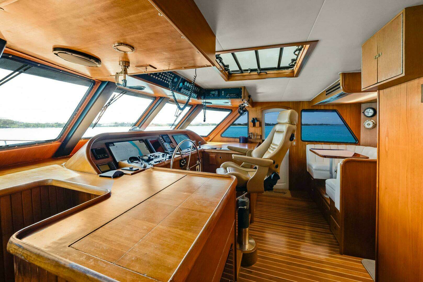 1986 Westport Christensen Cockpit - Image 8