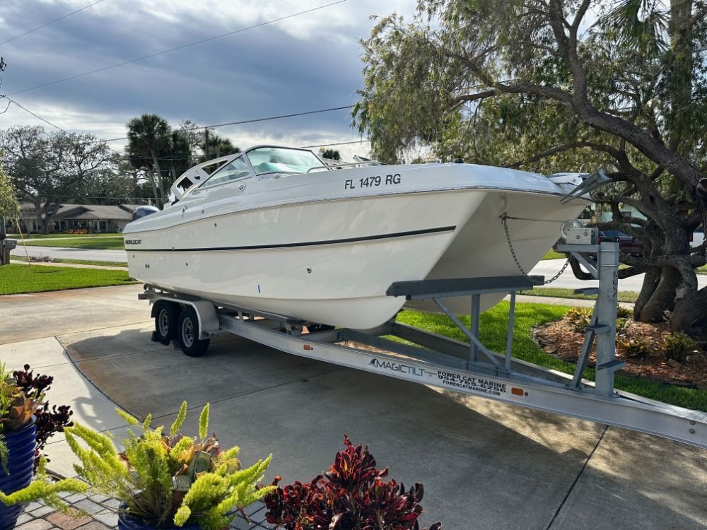 2017 World Cat 230 SD - 10