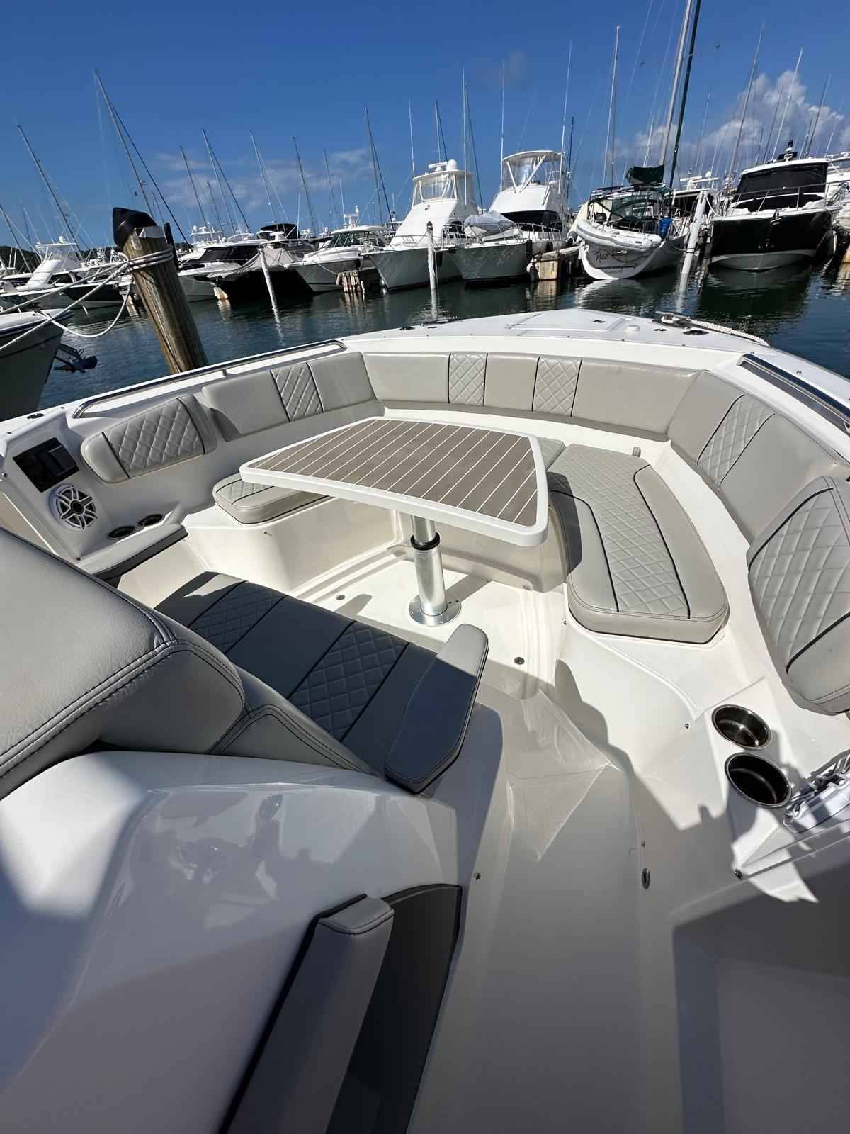 2023 Pursuit S 358 Sport - 79
