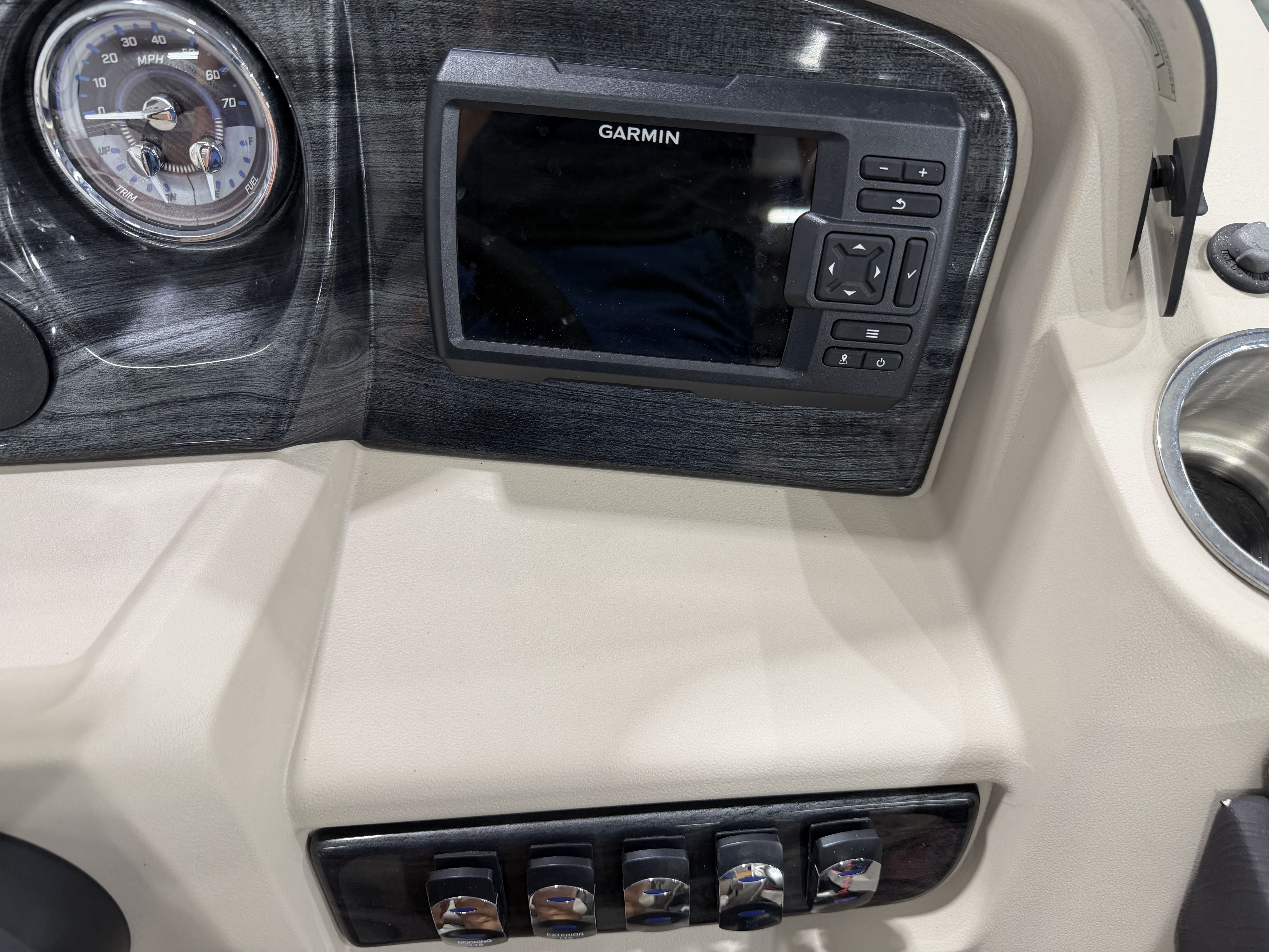 2024 Tahoe LTZ QL21T - 18